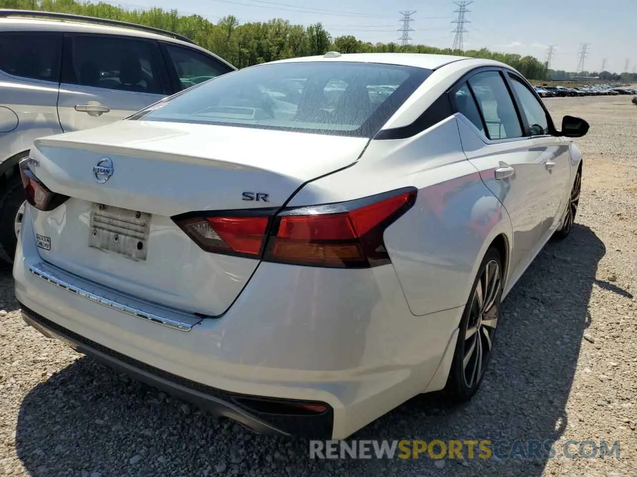 3 Фотография поврежденного автомобиля 1N4BL4CV9KC214765 NISSAN ALTIMA 2019