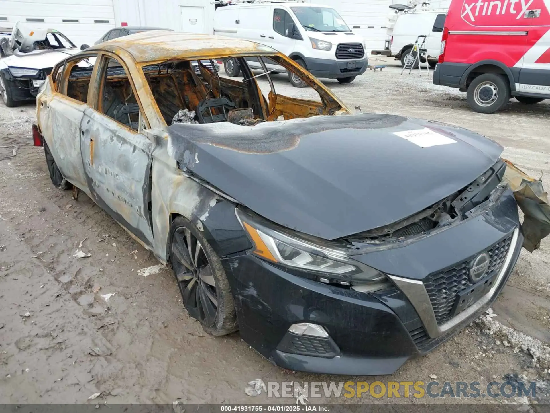 1 Photograph of a damaged car 1N4BL4CV9KC220422 NISSAN ALTIMA 2019