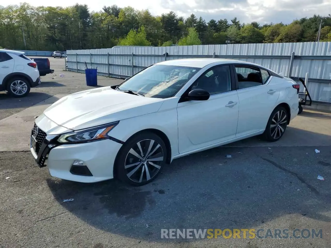 1 Photograph of a damaged car 1N4BL4CVXKC166063 NISSAN ALTIMA 2019