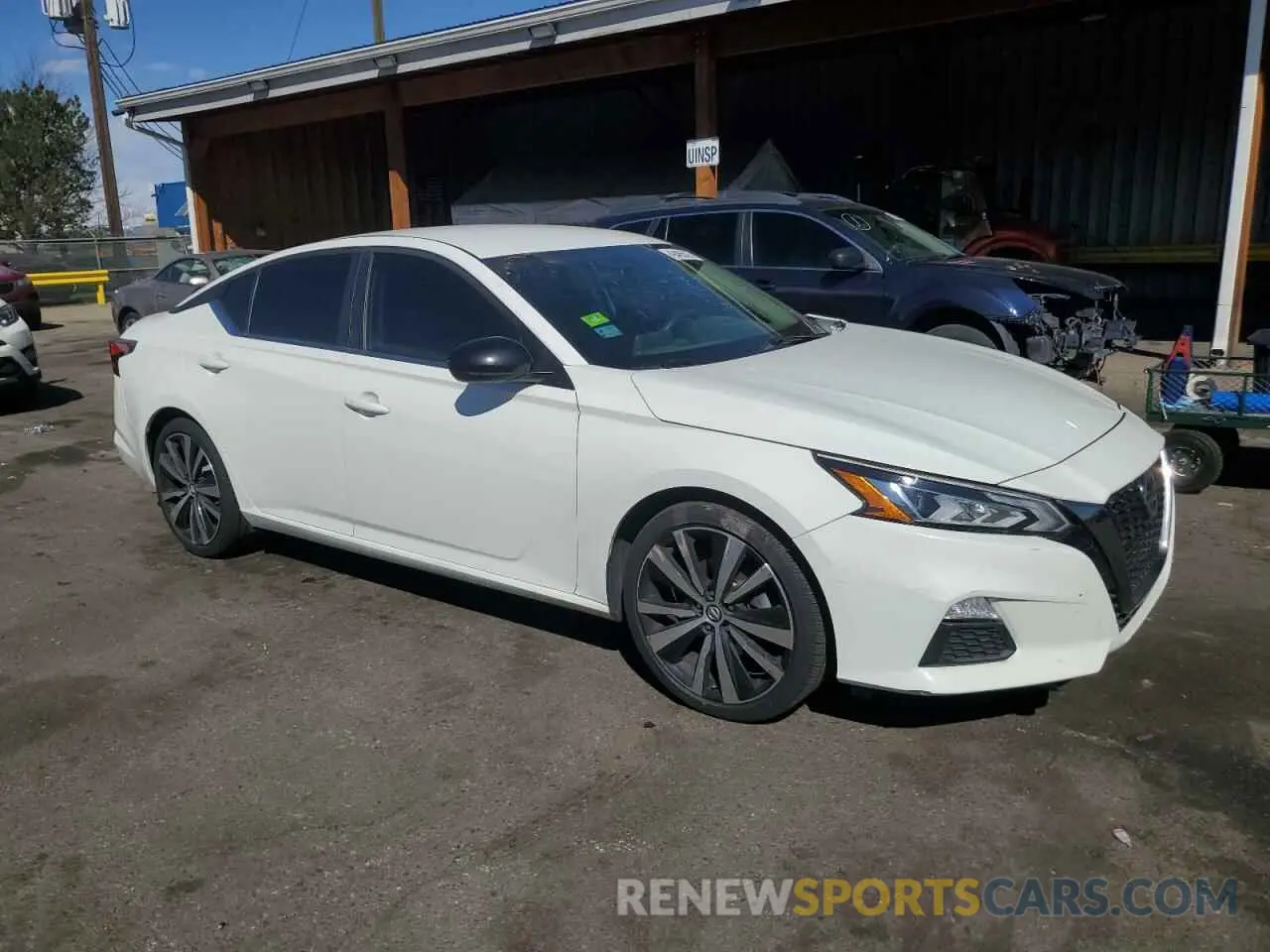 4 Photograph of a damaged car 1N4BL4CVXKC167388 NISSAN ALTIMA 2019