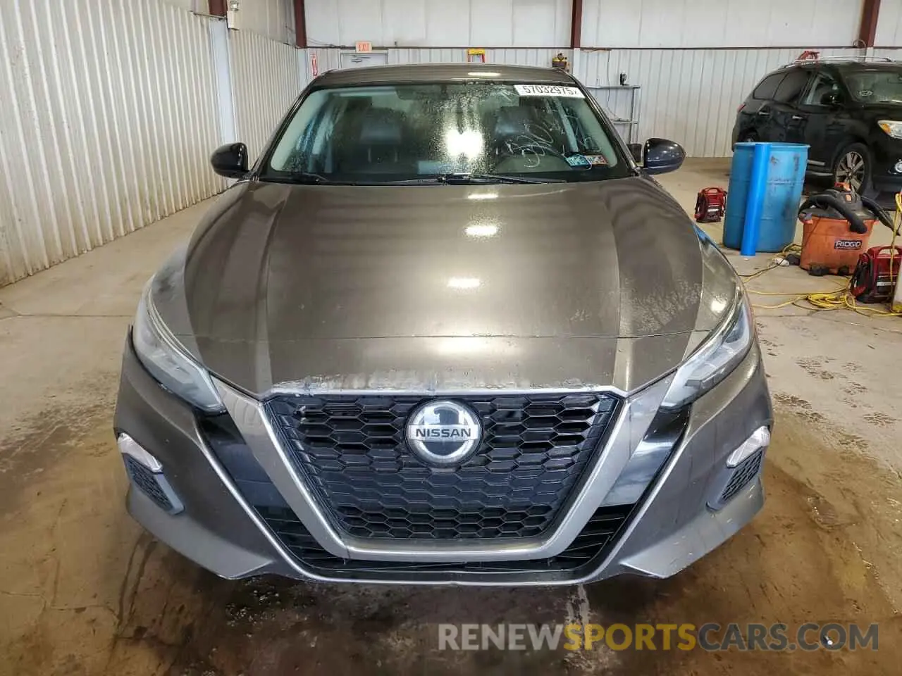 5 Photograph of a damaged car 1N4BL4CW0KN320423 NISSAN ALTIMA 2019