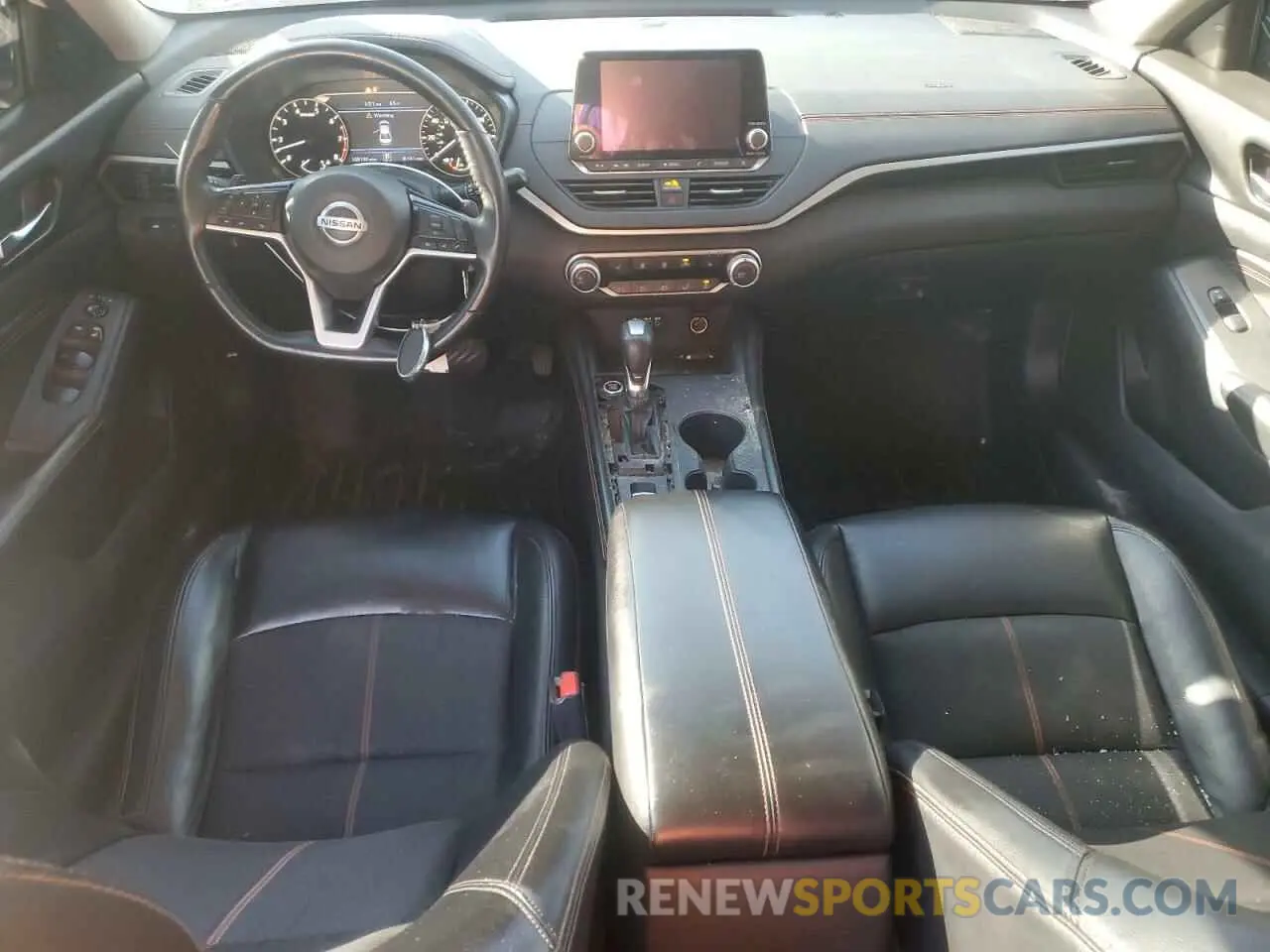 8 Photograph of a damaged car 1N4BL4CW1KC151105 NISSAN ALTIMA 2019