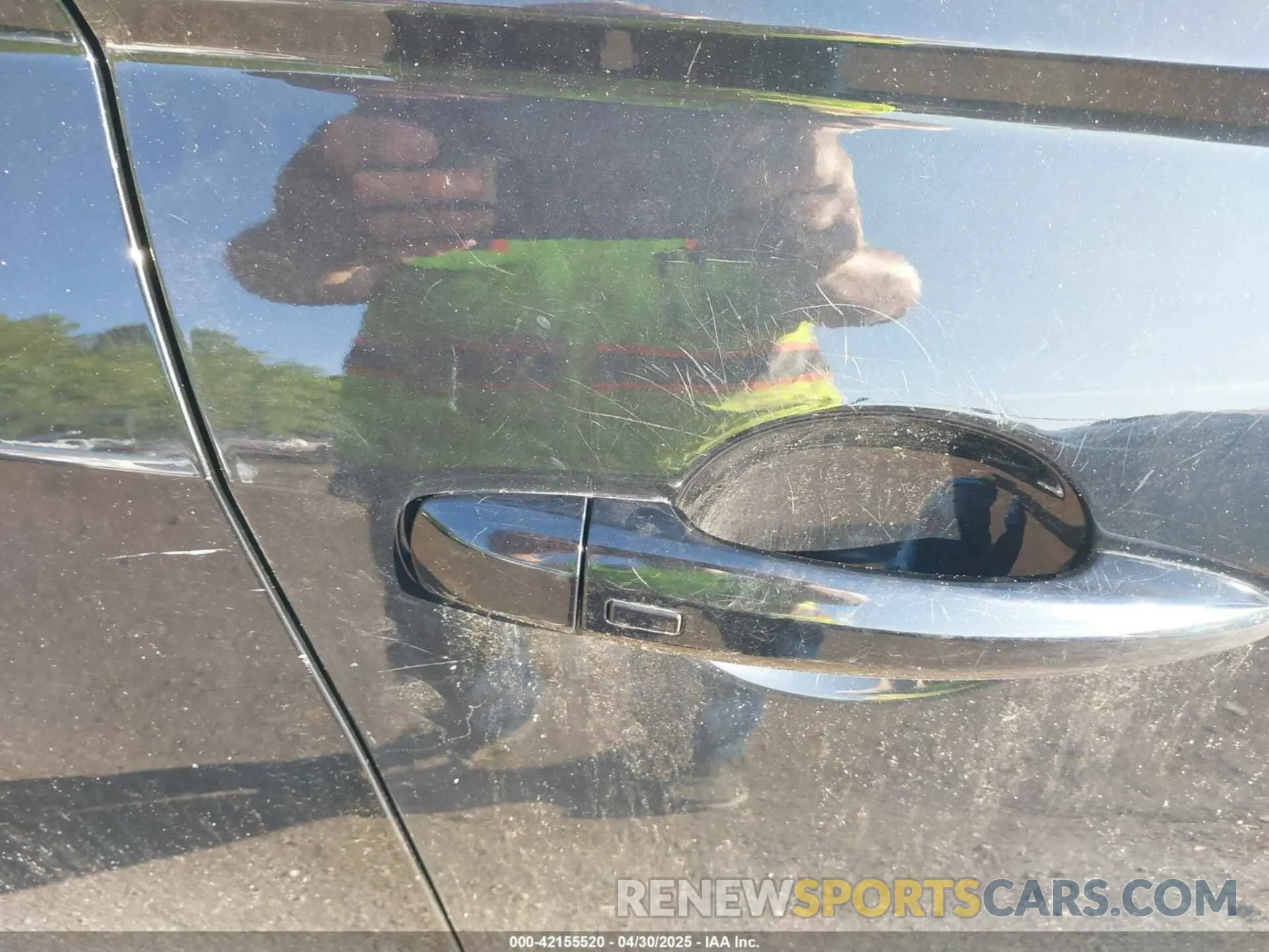 19 Photograph of a damaged car 1N4BL4CW1KN311083 NISSAN ALTIMA 2019