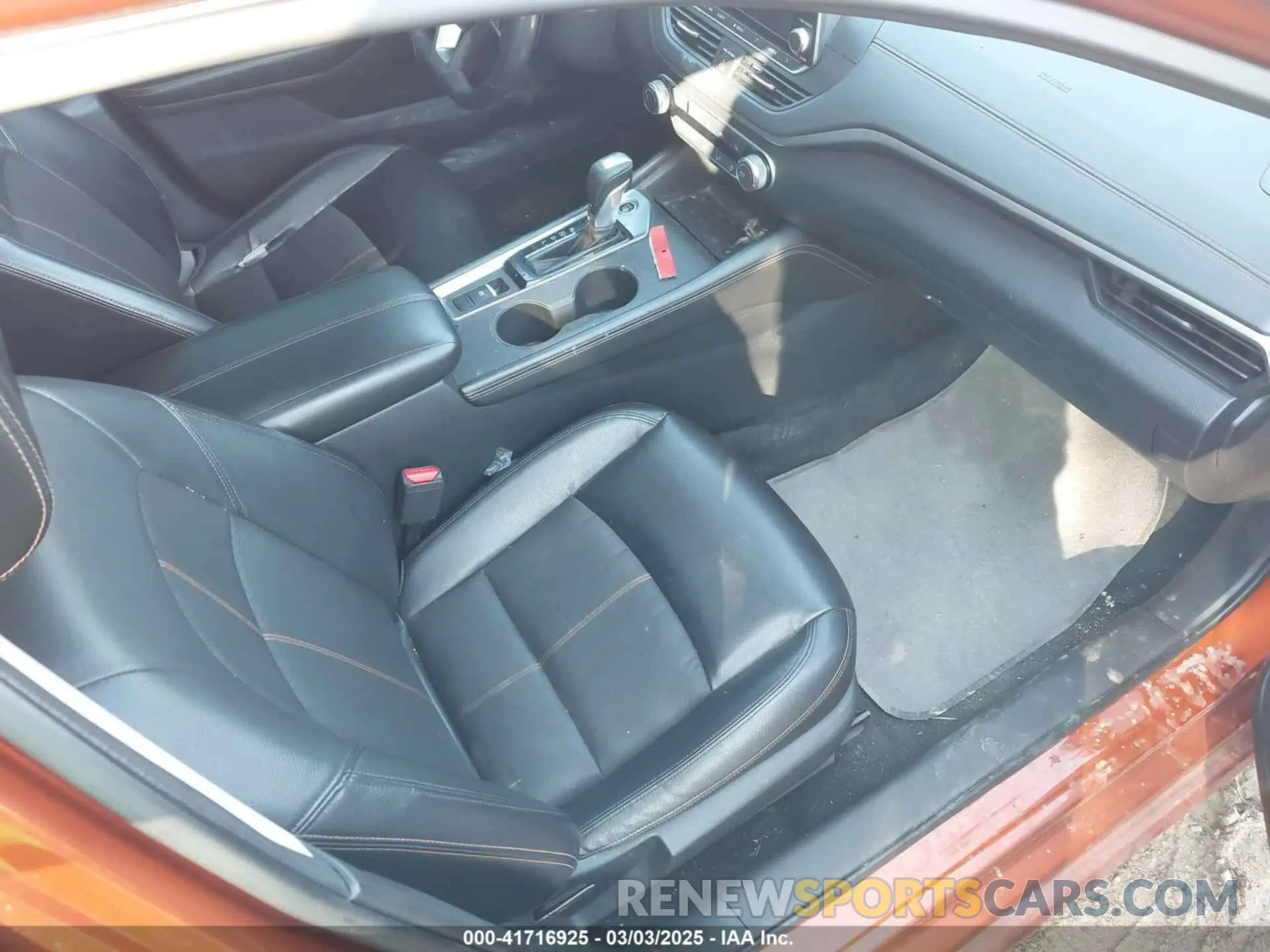5 Photograph of a damaged car 1N4BL4CW4KC209501 NISSAN ALTIMA 2019