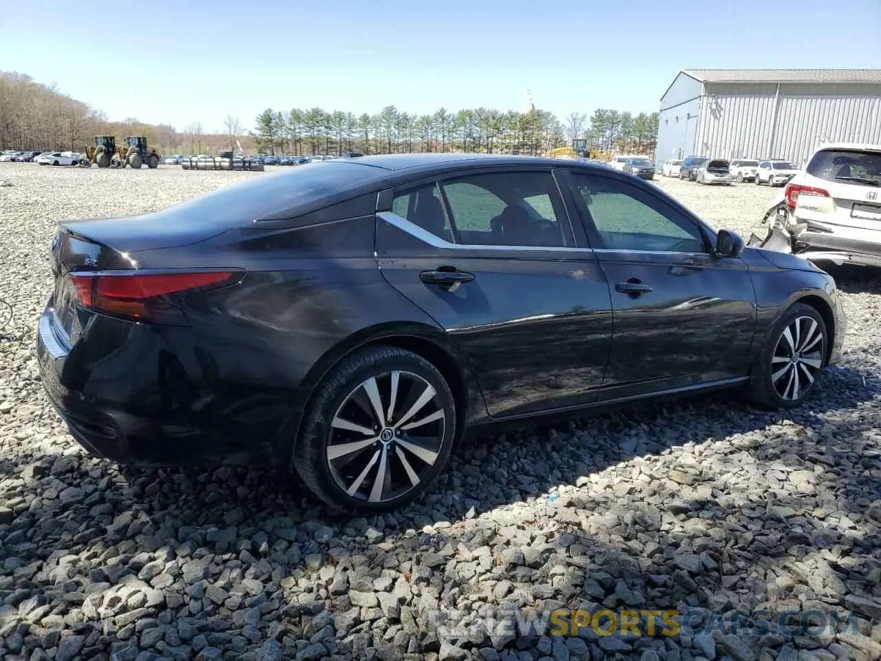 3 Photograph of a damaged car 1N4BL4CW5KC180557 NISSAN ALTIMA 2019