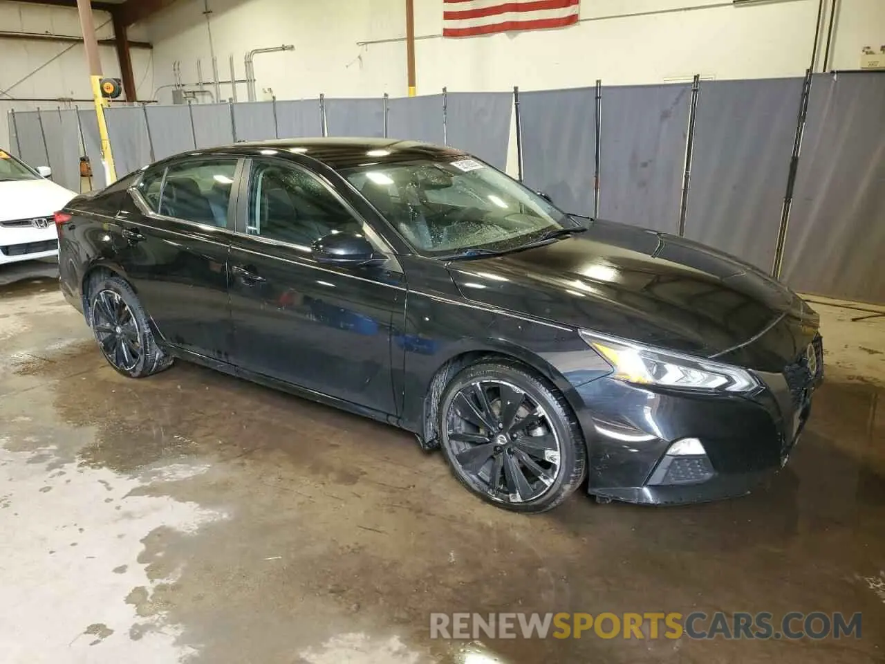 4 Фотография поврежденного автомобиля 1N4BL4CW6KC180230 NISSAN ALTIMA 2019