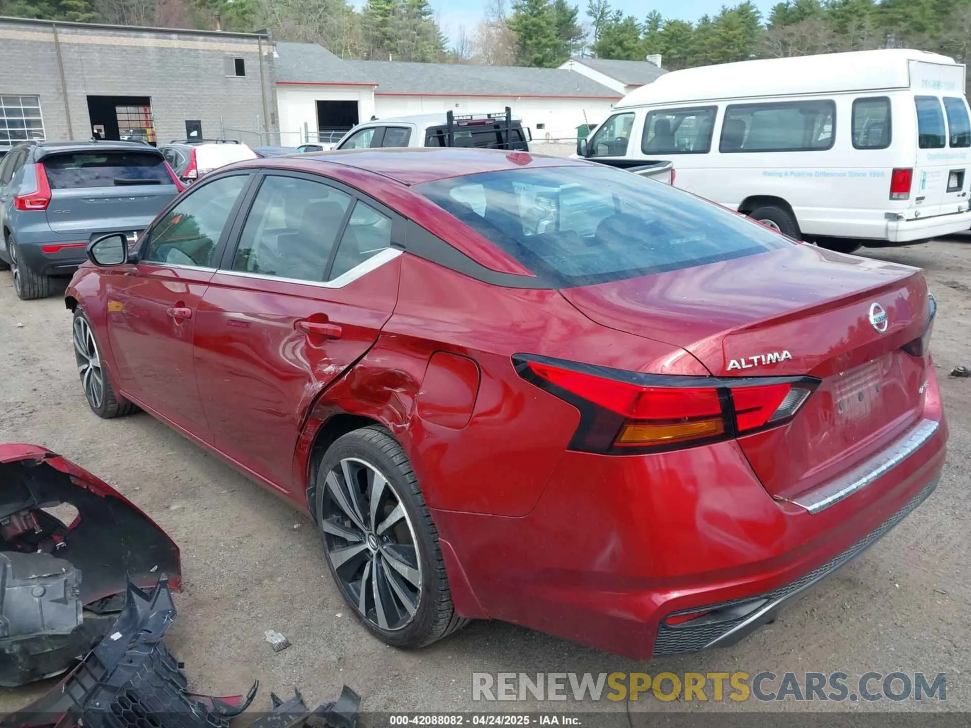 15 Photograph of a damaged car 1N4BL4CW6KN321480 NISSAN ALTIMA 2019