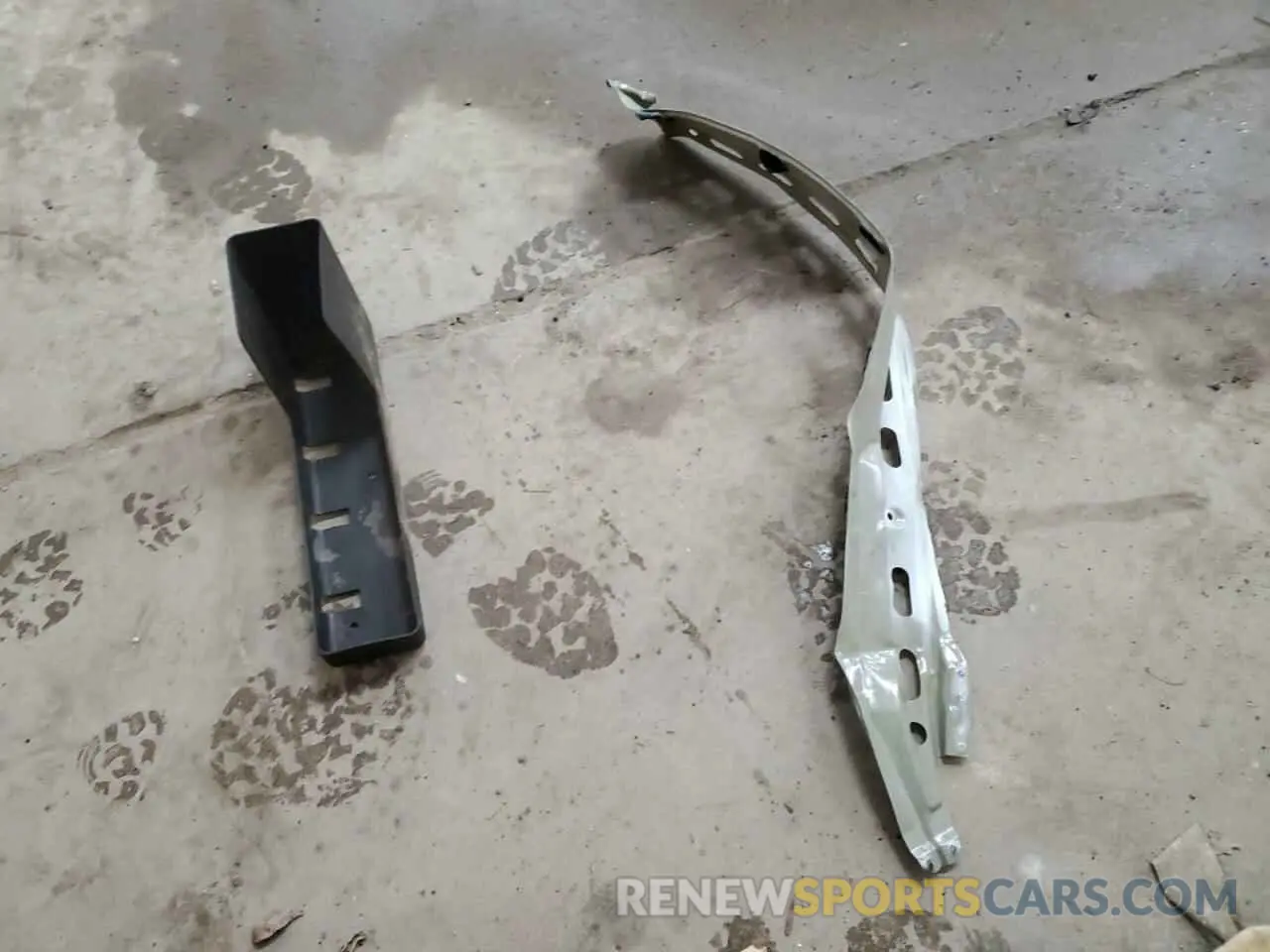 12 Photograph of a damaged car 1N4BL4CW6KN323388 NISSAN ALTIMA 2019
