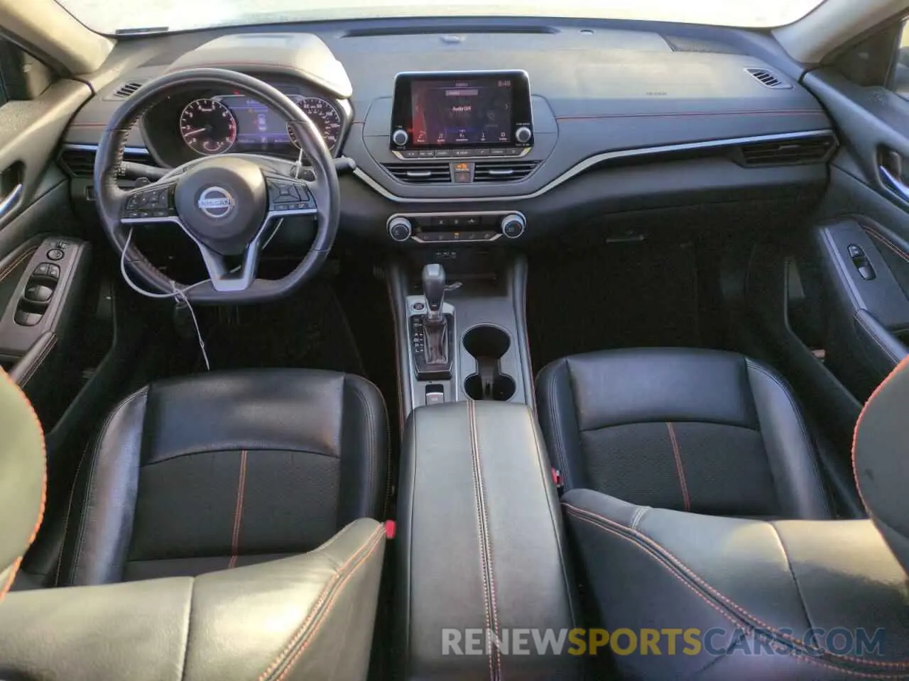 8 Photograph of a damaged car 1N4BL4CW9KN321103 NISSAN ALTIMA 2019