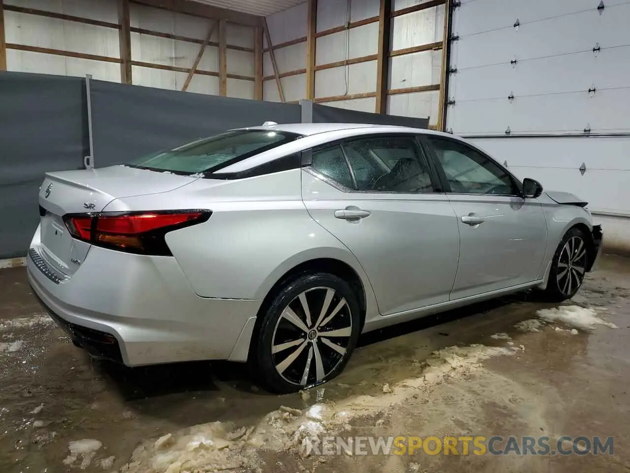 3 Photograph of a damaged car 1N4BL4CWXKC172857 NISSAN ALTIMA 2019