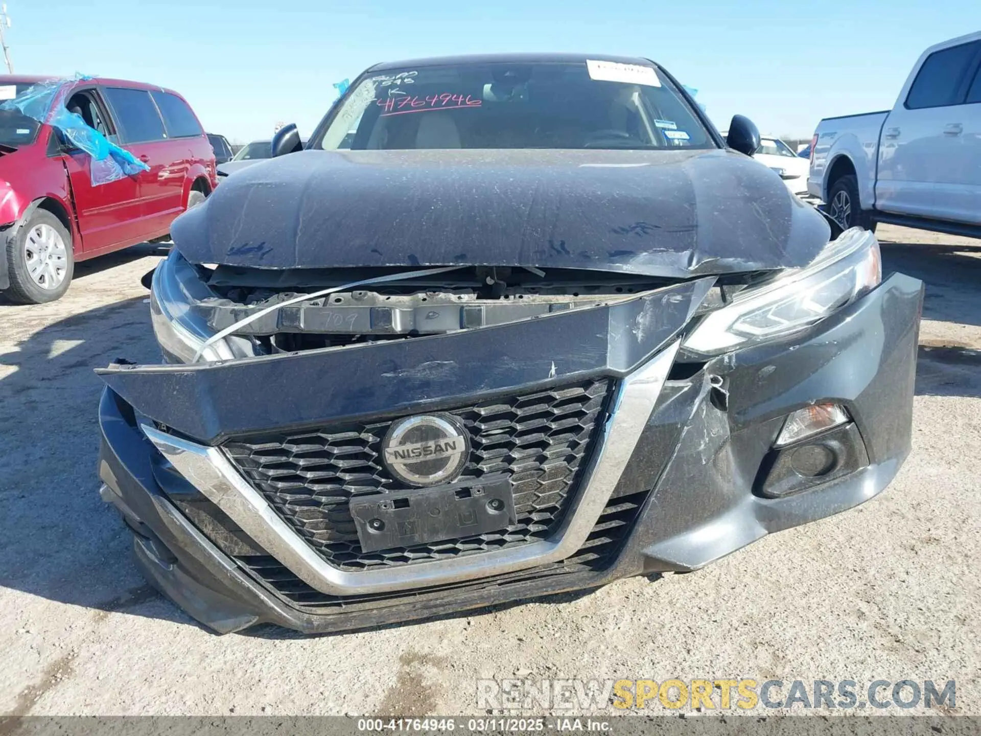 13 Фотография поврежденного автомобиля 1N4BL4DV0KC115623 NISSAN ALTIMA 2019