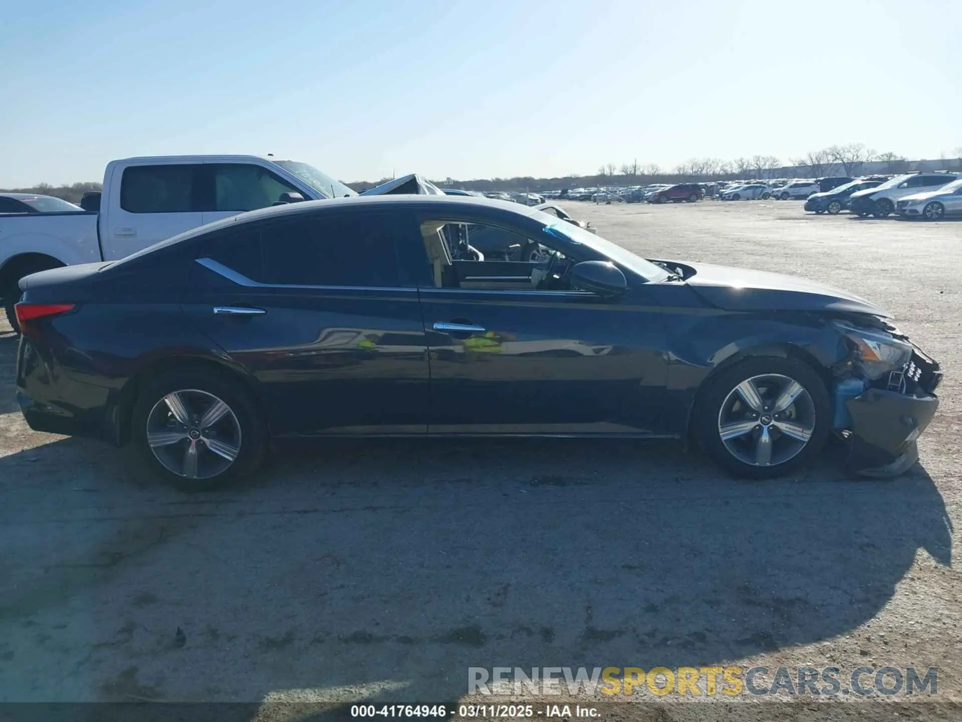 14 Фотография поврежденного автомобиля 1N4BL4DV0KC115623 NISSAN ALTIMA 2019