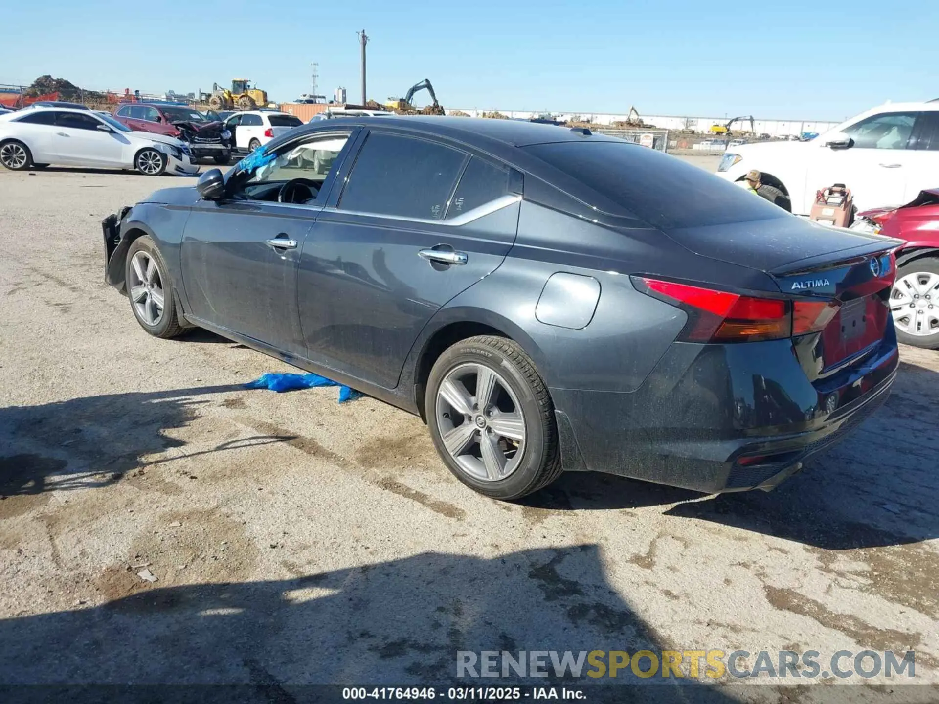 3 Фотография поврежденного автомобиля 1N4BL4DV0KC115623 NISSAN ALTIMA 2019