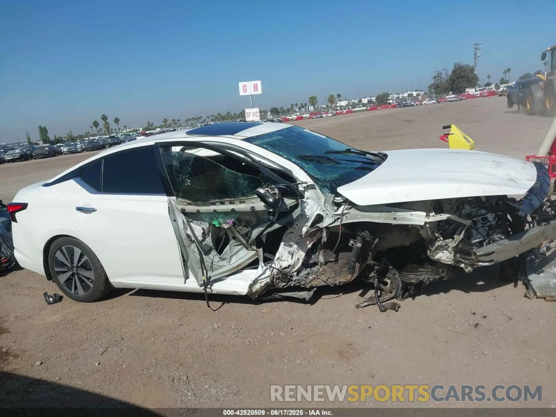 13 Photograph of a damaged car 1N4BL4DV1KC146590 NISSAN ALTIMA 2019