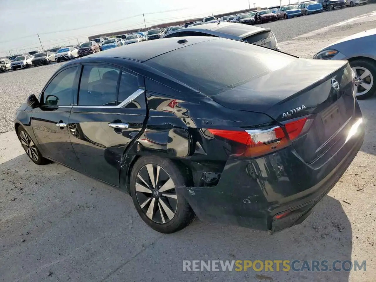2 Photograph of a damaged car 1N4BL4DV1KN308402 NISSAN ALTIMA 2019