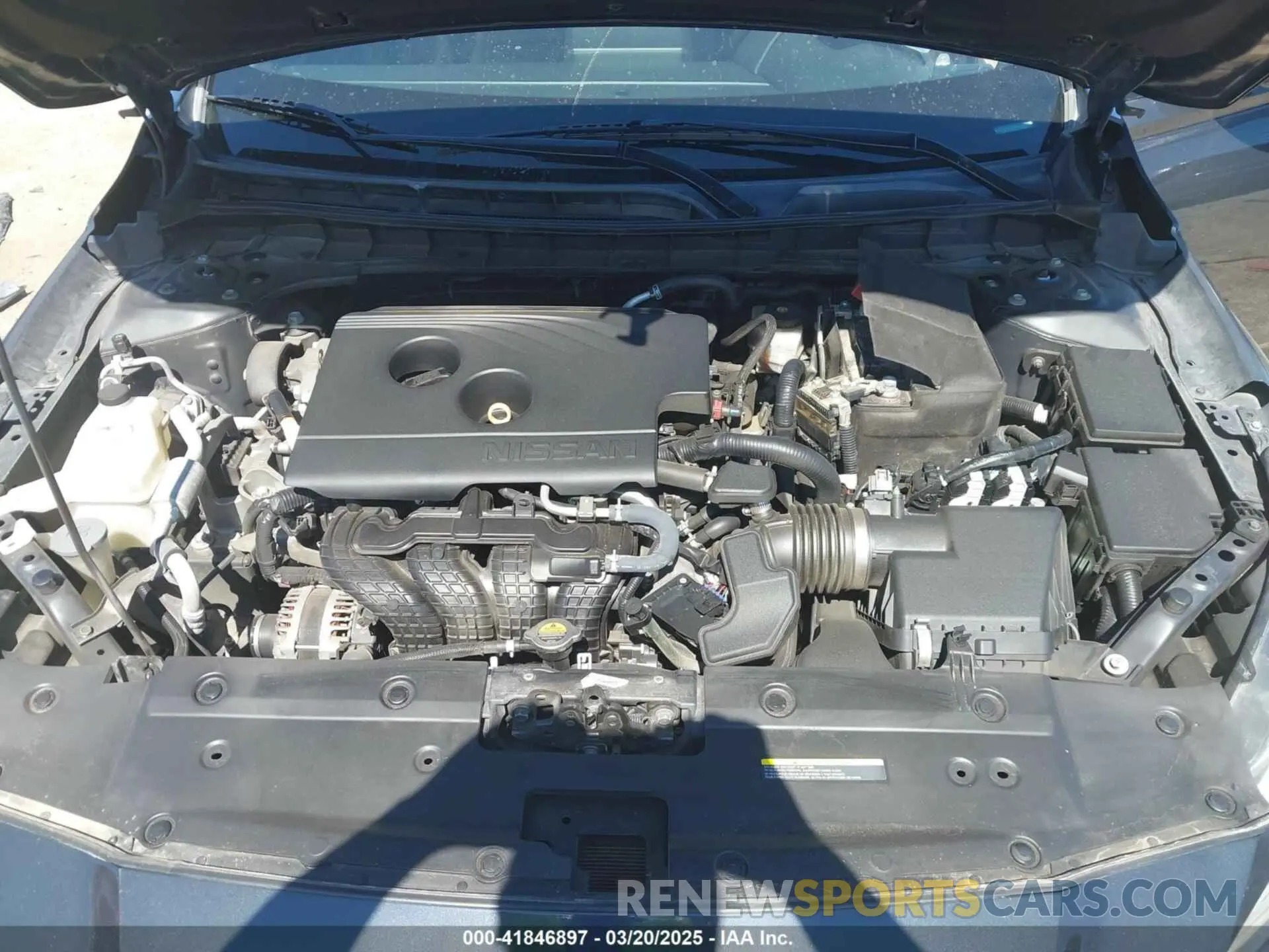 10 Photograph of a damaged car 1N4BL4DV3KC131234 NISSAN ALTIMA 2019