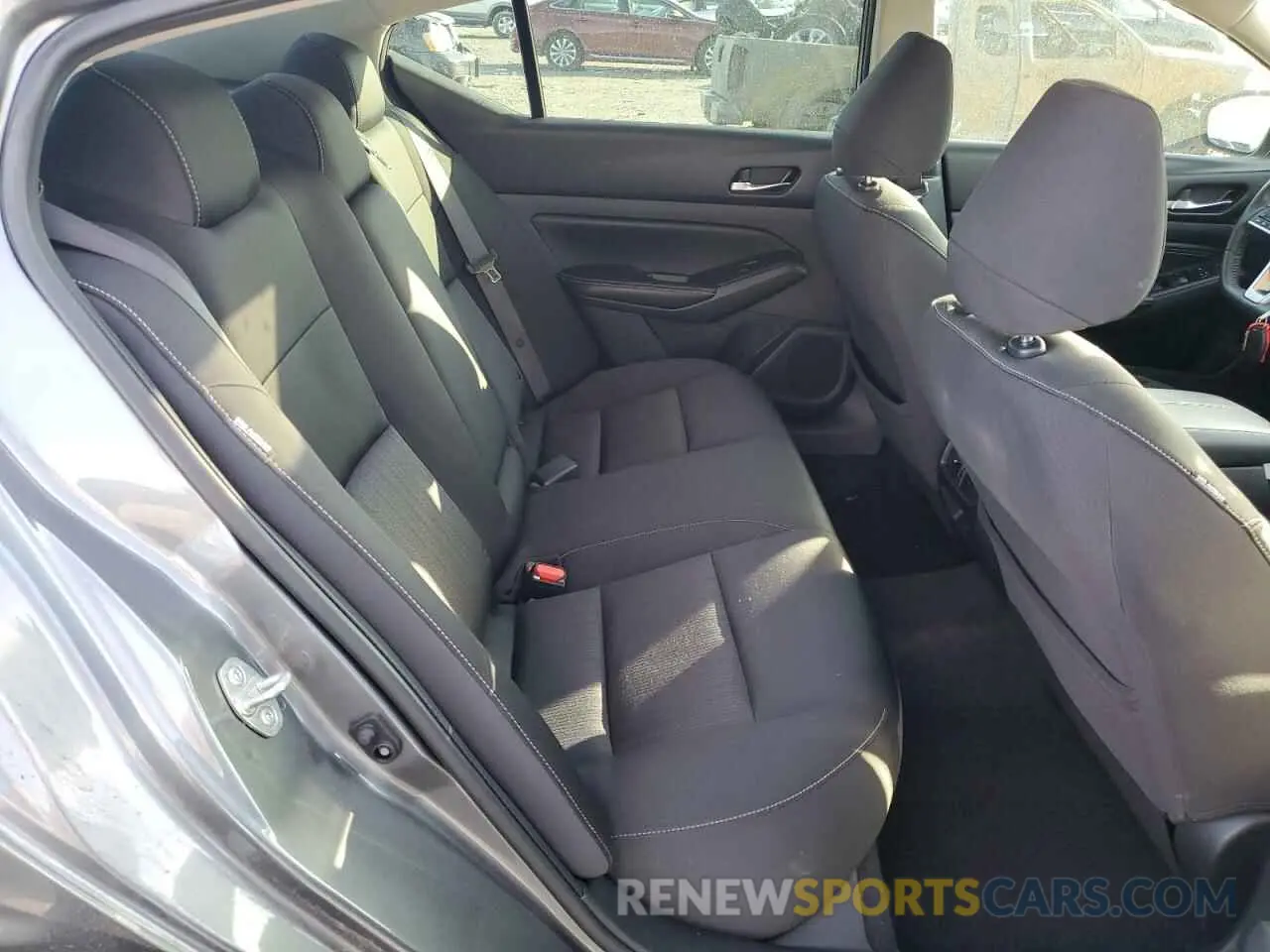 10 Фотография поврежденного автомобиля 1N4BL4DV3KC132383 NISSAN ALTIMA 2019