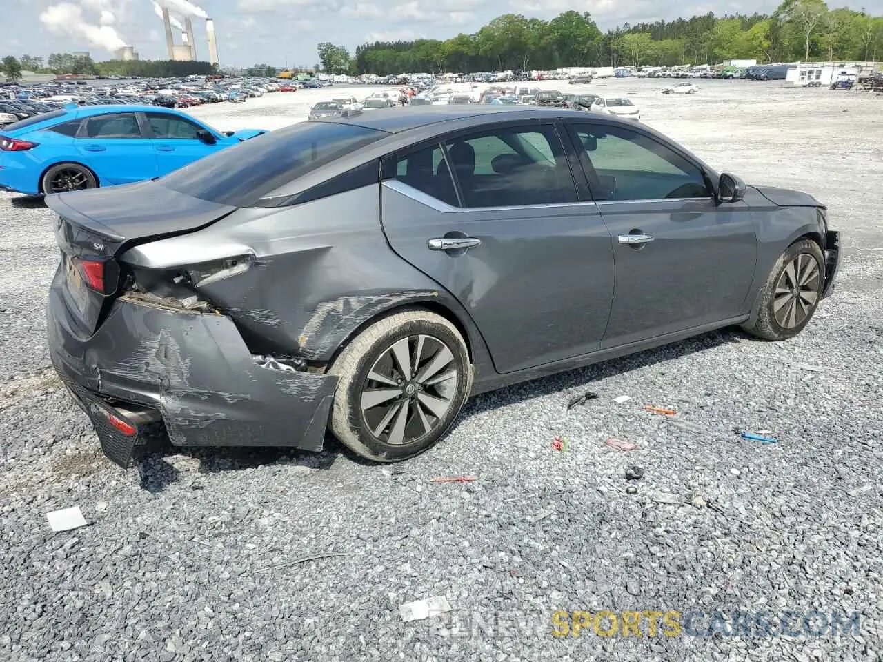 3 Photograph of a damaged car 1N4BL4DV3KC140256 NISSAN ALTIMA 2019
