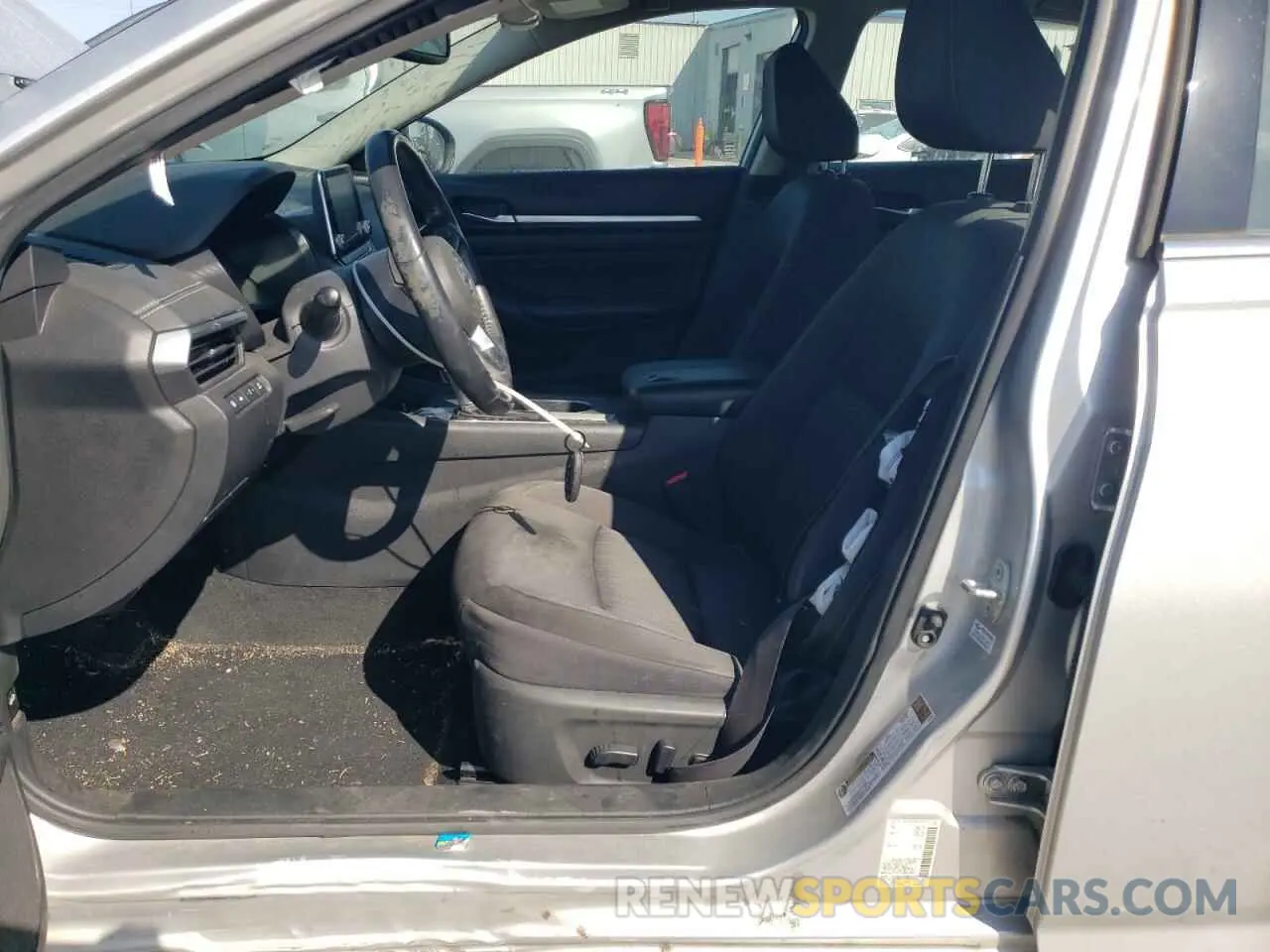 7 Photograph of a damaged car 1N4BL4DV3KC208328 NISSAN ALTIMA 2019
