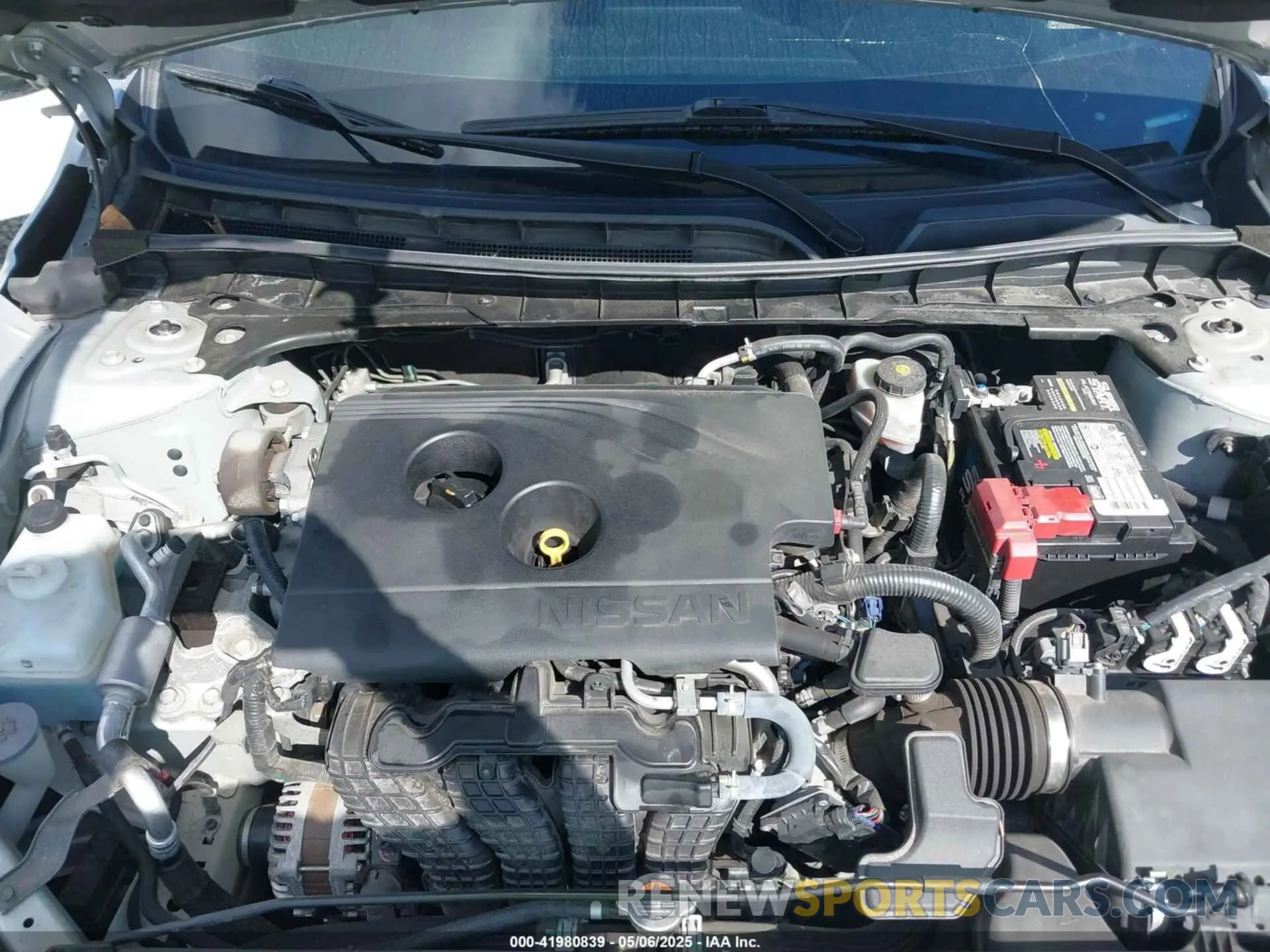 10 Photograph of a damaged car 1N4BL4DV4KC101255 NISSAN ALTIMA 2019