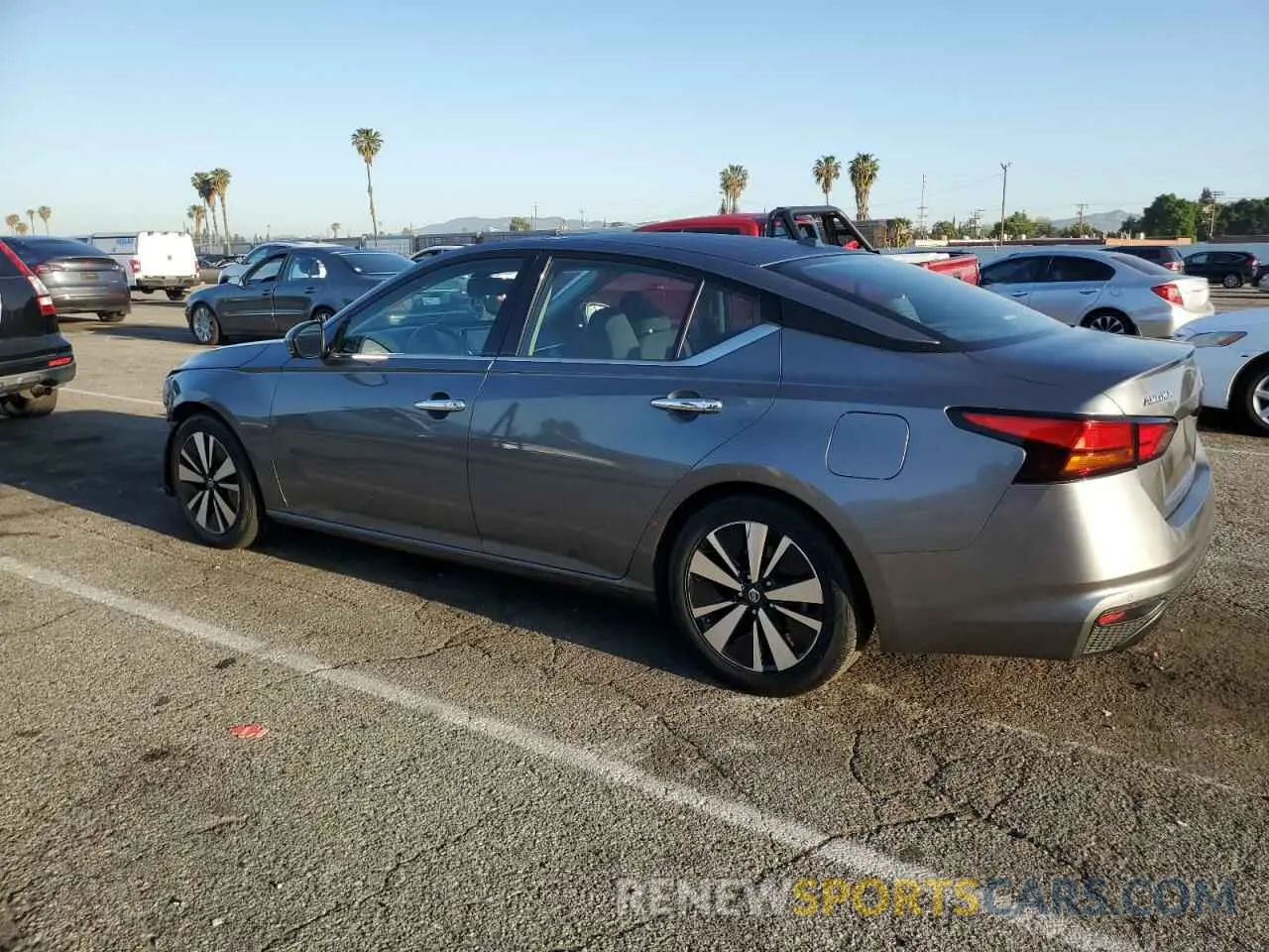 2 Photograph of a damaged car 1N4BL4DV4KC121358 NISSAN ALTIMA 2019