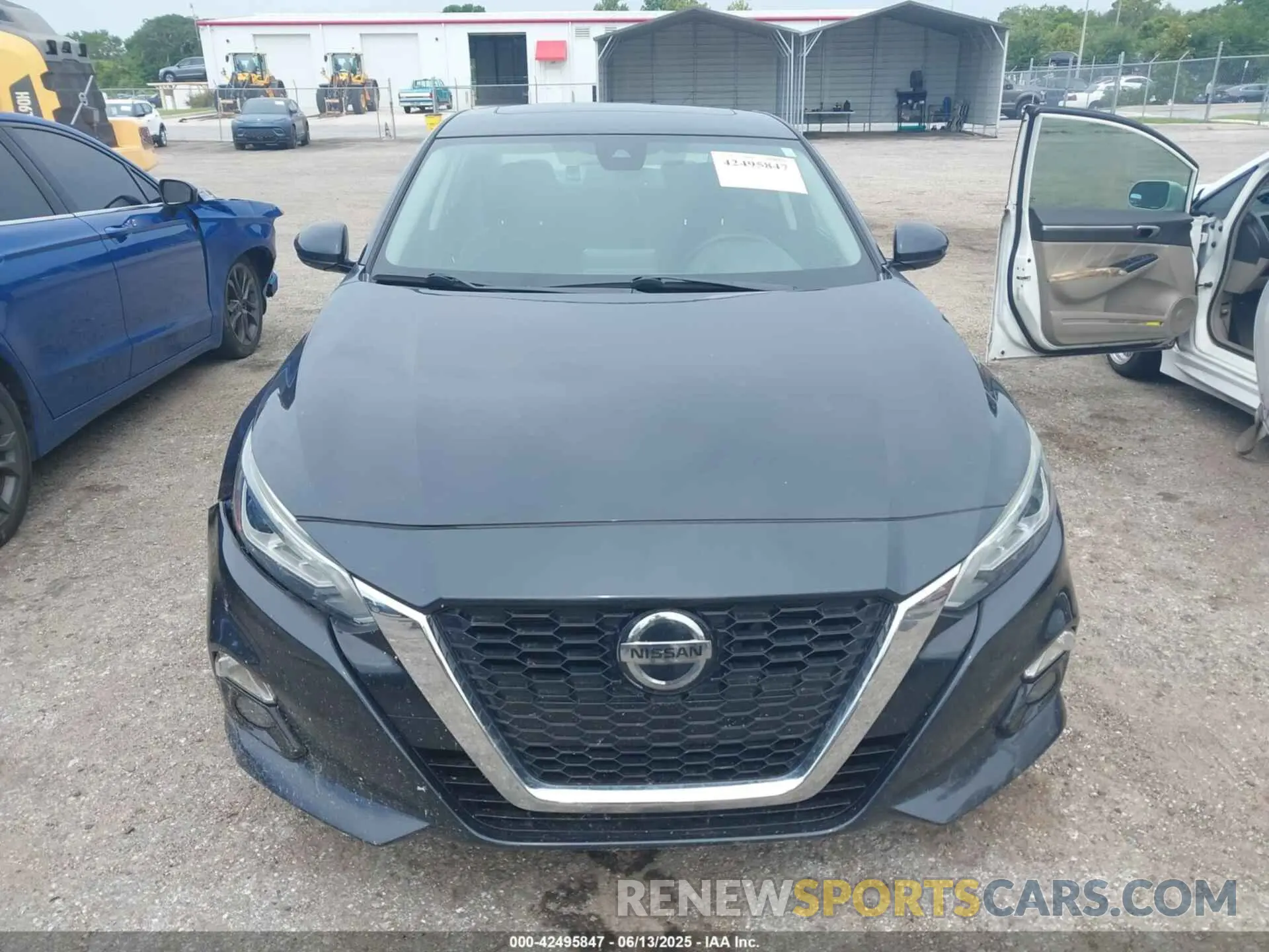 11 Photograph of a damaged car 1N4BL4DV4KC180149 NISSAN ALTIMA 2019