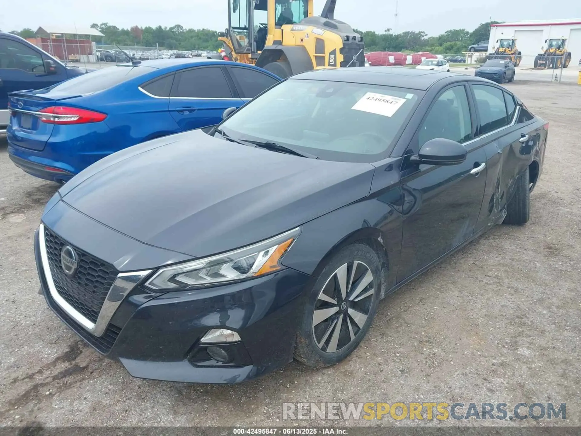 2 Photograph of a damaged car 1N4BL4DV4KC180149 NISSAN ALTIMA 2019