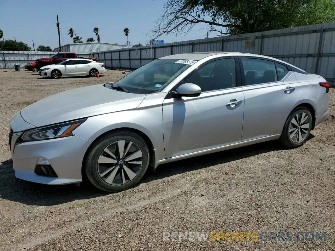1 Photograph of a damaged car 1N4BL4DV4KN308703 NISSAN ALTIMA 2019