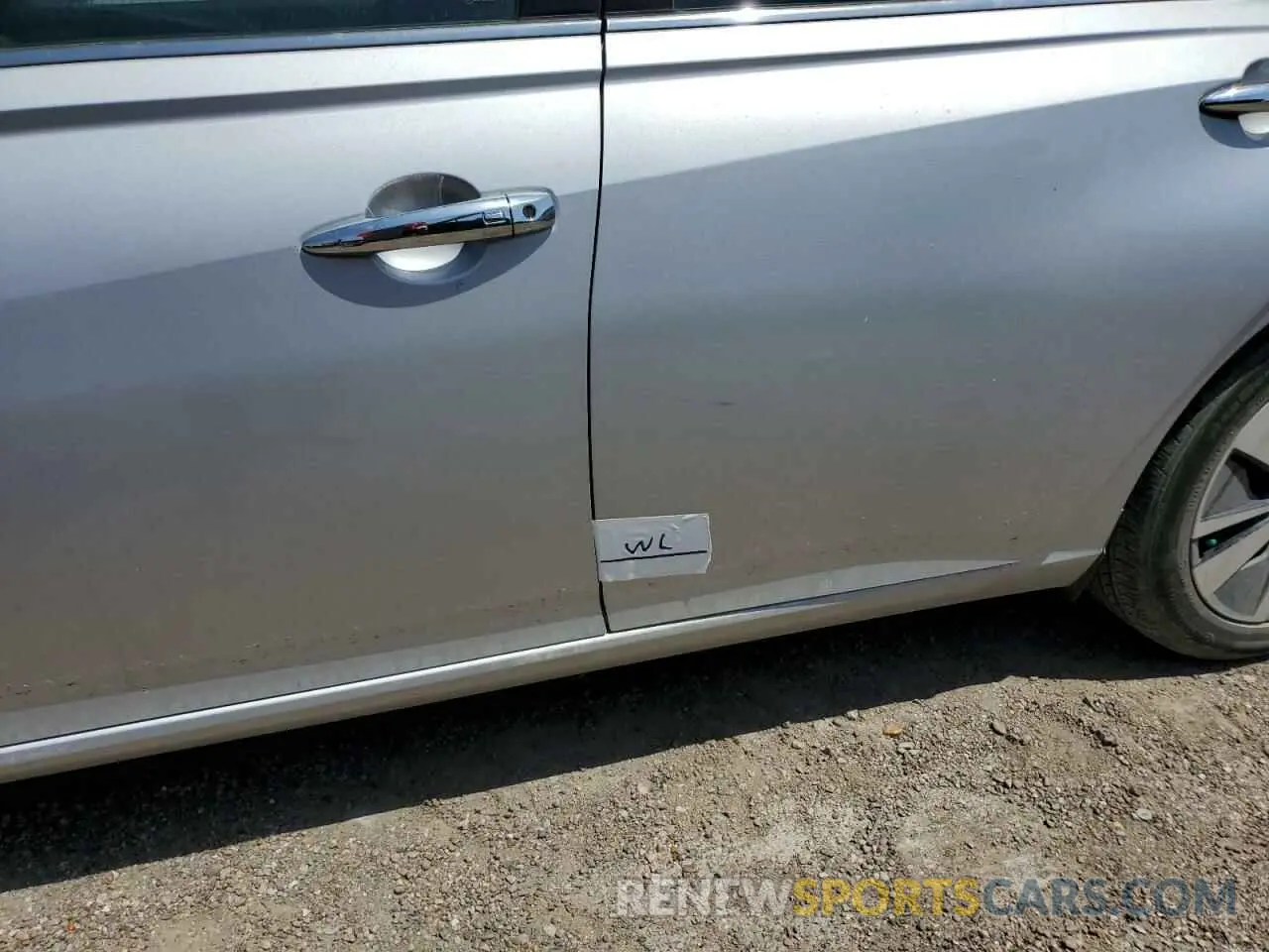 12 Photograph of a damaged car 1N4BL4DV4KN308703 NISSAN ALTIMA 2019