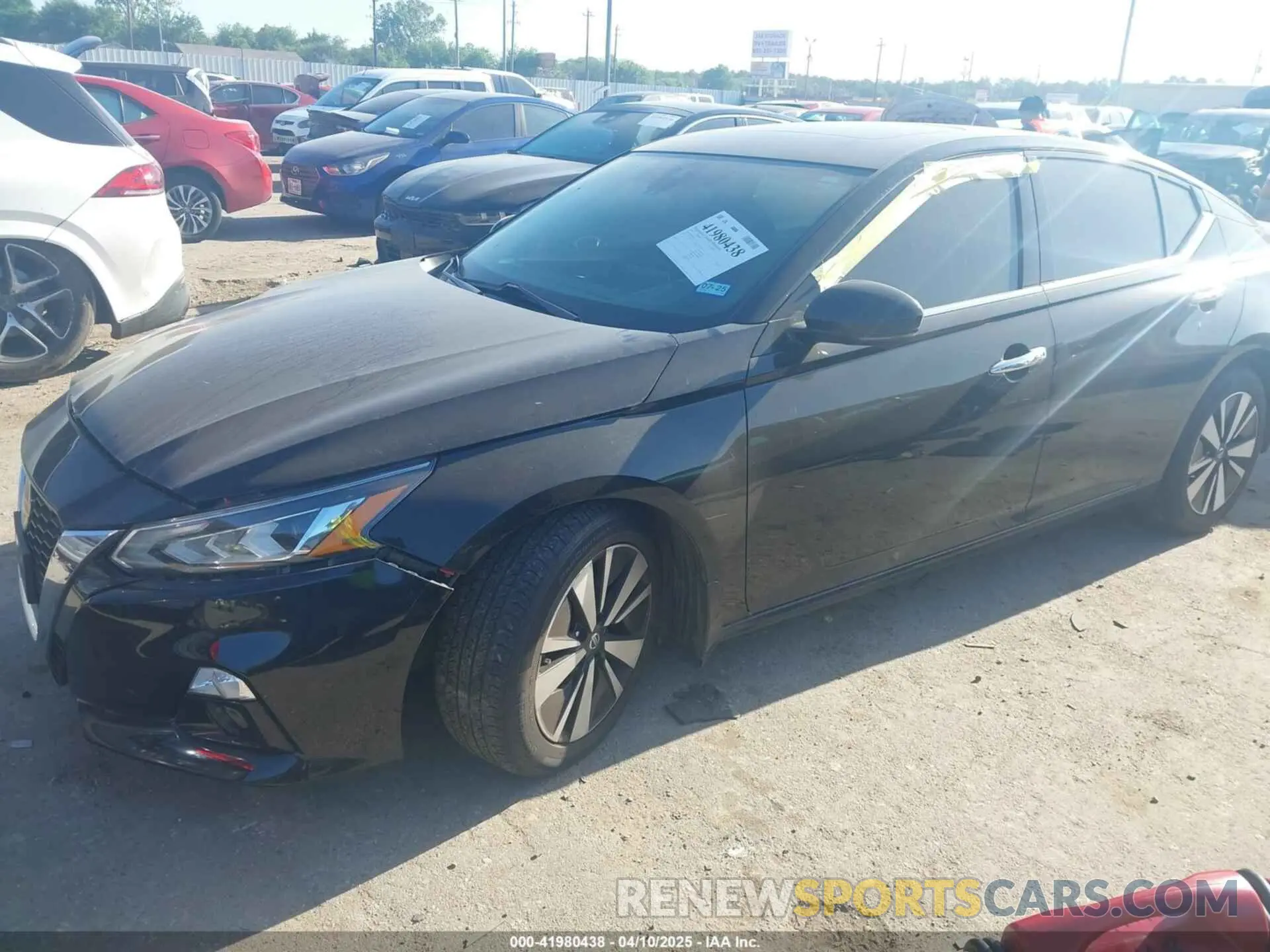 2 Photograph of a damaged car 1N4BL4DV5KC148231 NISSAN ALTIMA 2019