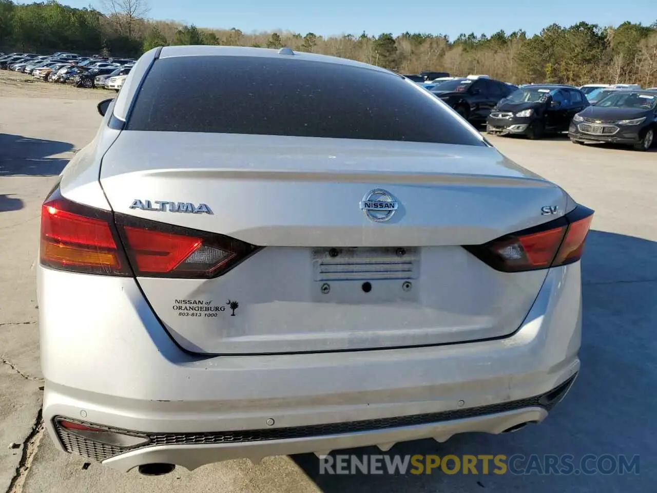 6 Photograph of a damaged car 1N4BL4DV5KC151436 NISSAN ALTIMA 2019