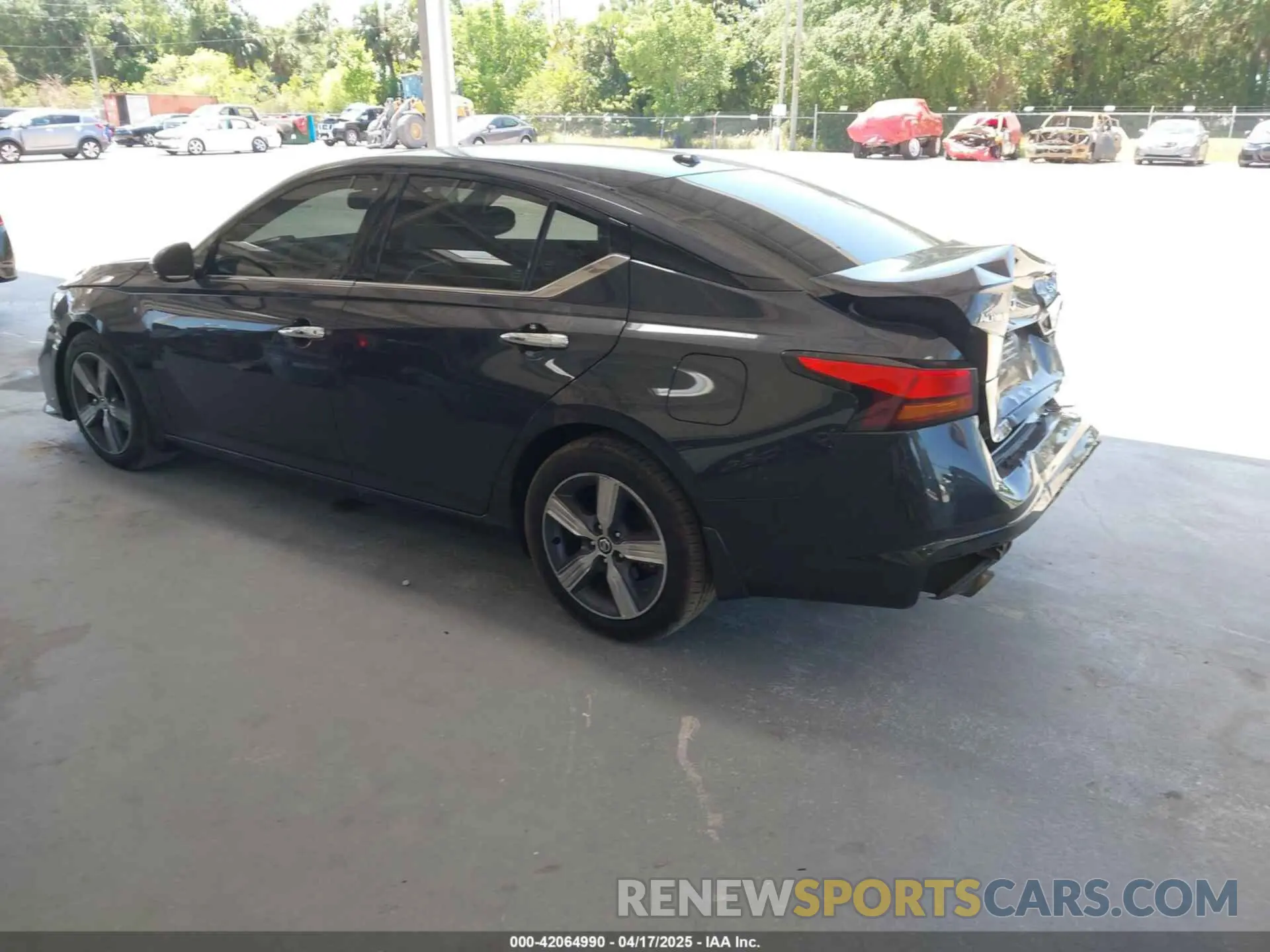 3 Фотография поврежденного автомобиля 1N4BL4DV6KC117294 NISSAN ALTIMA 2019
