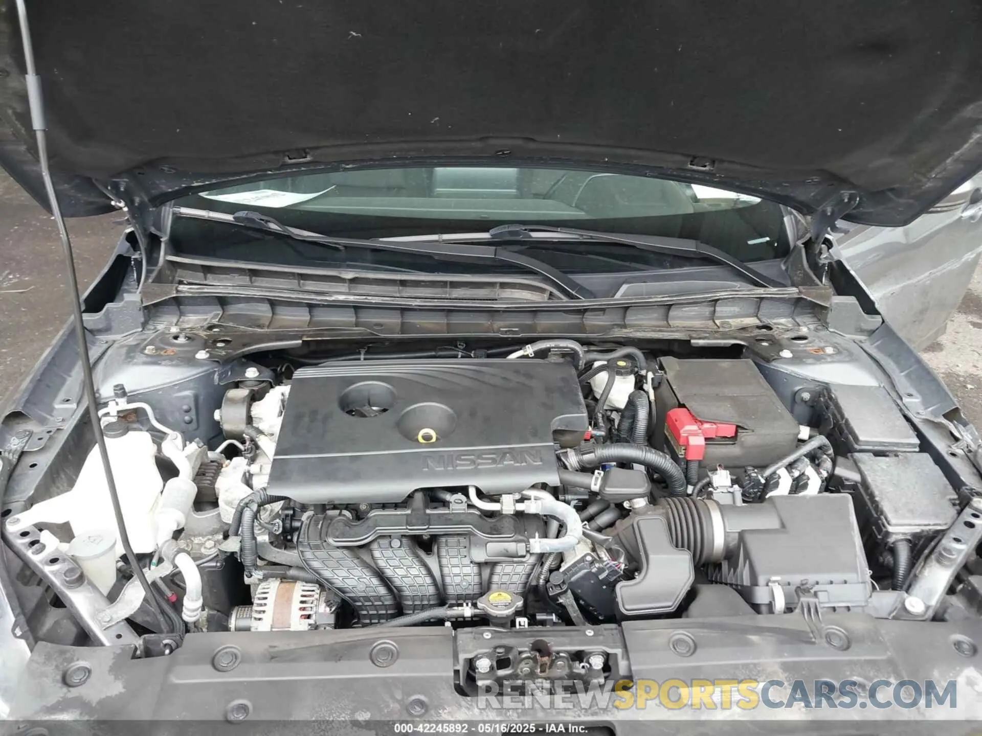 10 Photograph of a damaged car 1N4BL4DV6KC143166 NISSAN ALTIMA 2019