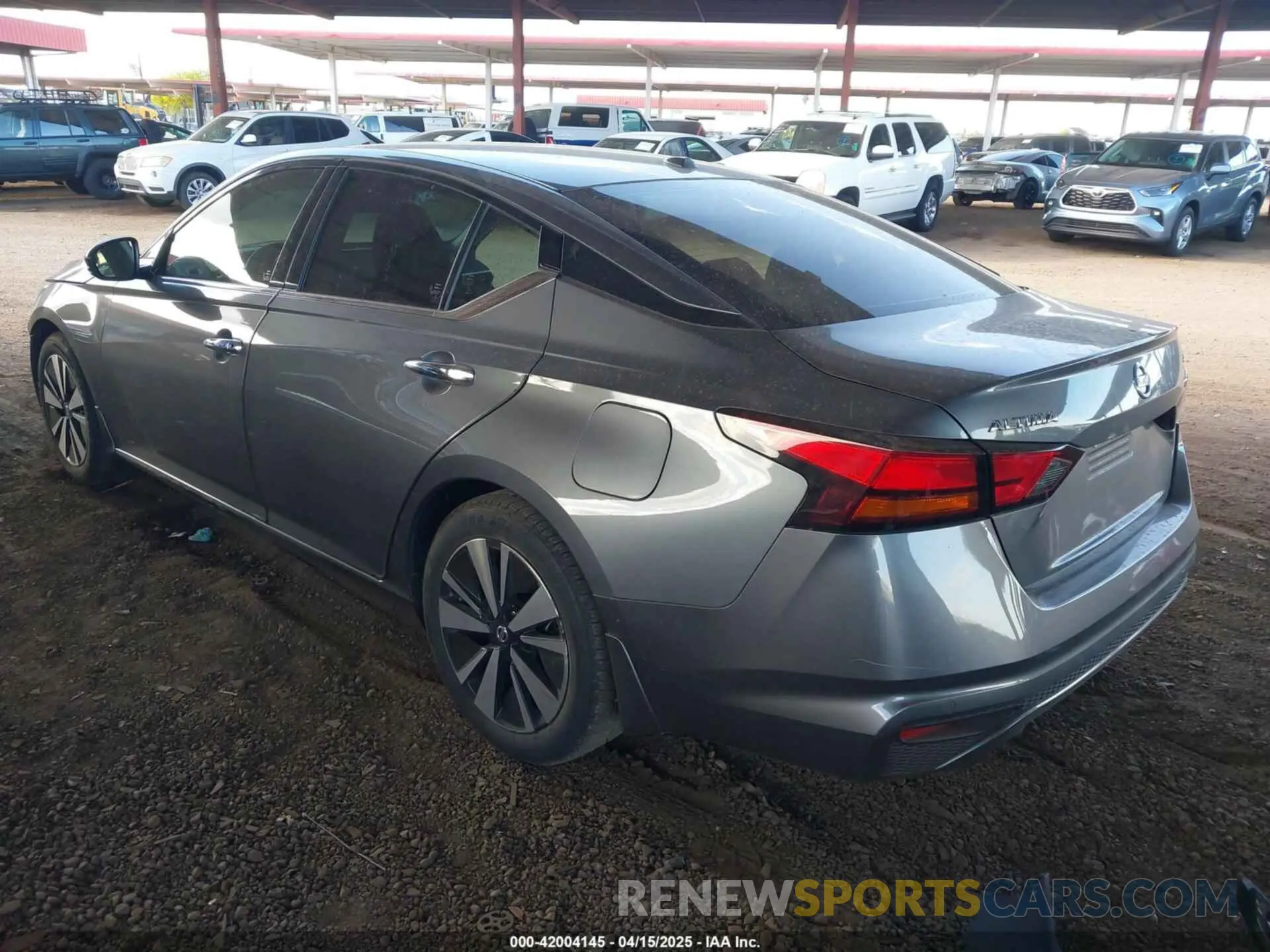 3 Photograph of a damaged car 1N4BL4DV6KC183408 NISSAN ALTIMA 2019