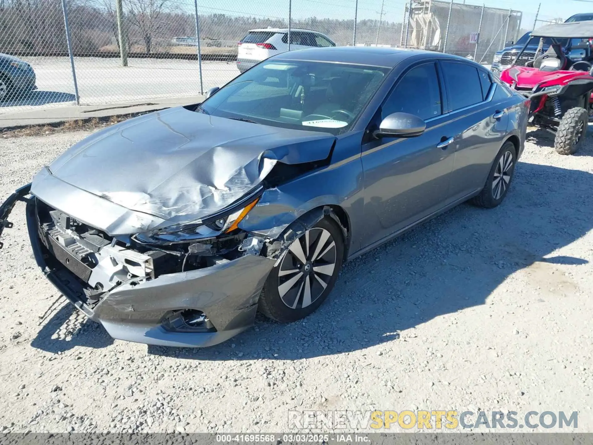 2 Photograph of a damaged car 1N4BL4DV7KC121581 NISSAN ALTIMA 2019
