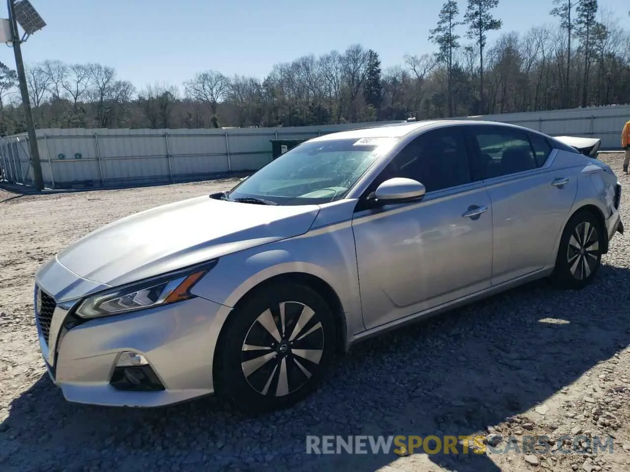 1 Photograph of a damaged car 1N4BL4DV7KC127123 NISSAN ALTIMA 2019