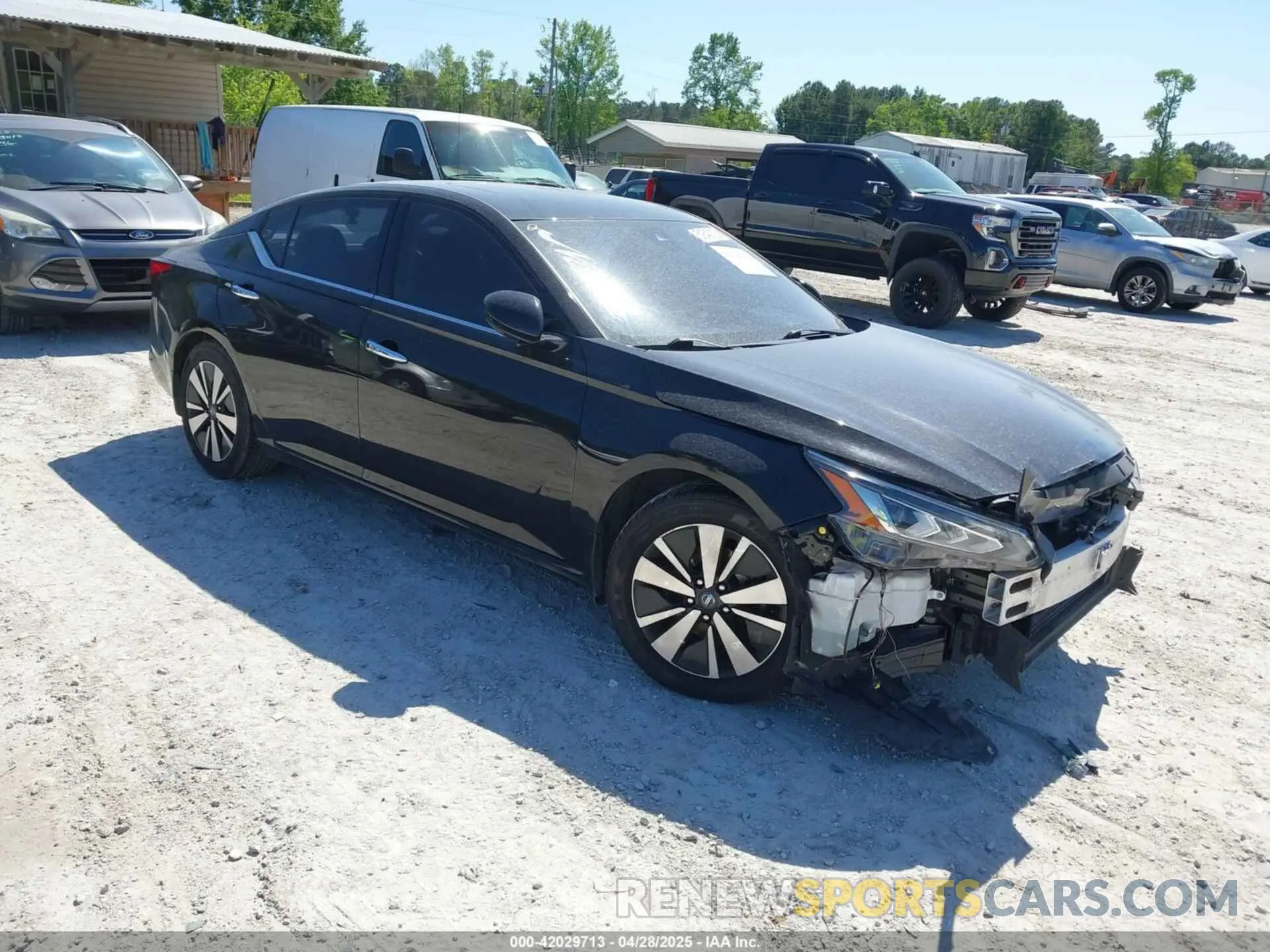 1 Photograph of a damaged car 1N4BL4DV7KC138834 NISSAN ALTIMA 2019