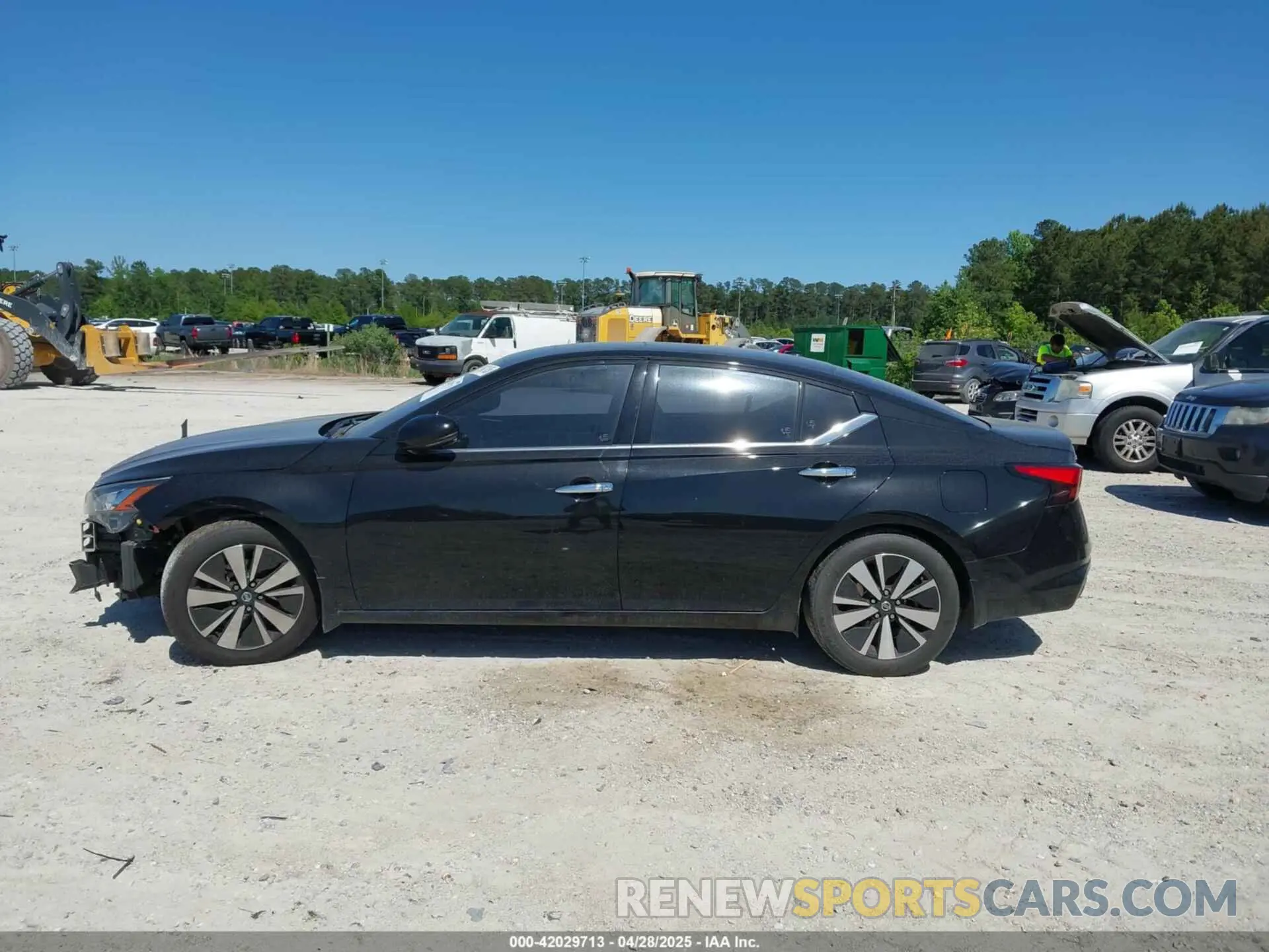14 Photograph of a damaged car 1N4BL4DV7KC138834 NISSAN ALTIMA 2019