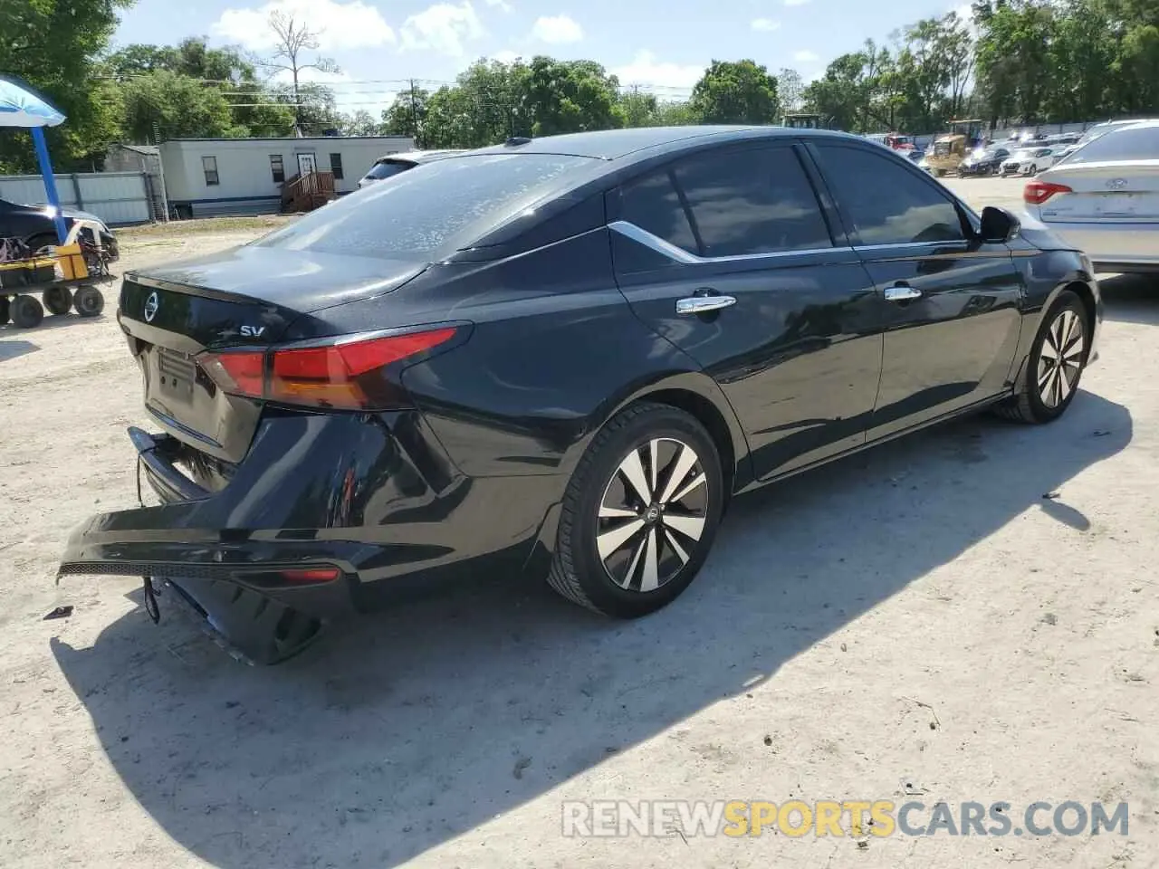 3 Photograph of a damaged car 1N4BL4DV7KC171719 NISSAN ALTIMA 2019