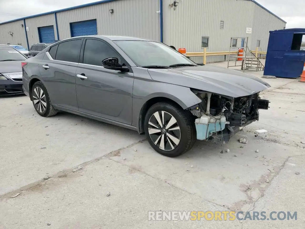 4 Photograph of a damaged car 1N4BL4DV8KC184222 NISSAN ALTIMA 2019