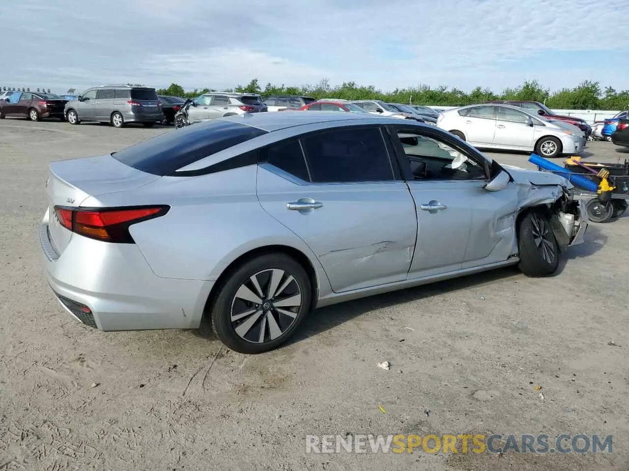3 Фотография поврежденного автомобиля 1N4BL4DVXKC125902 NISSAN ALTIMA 2019