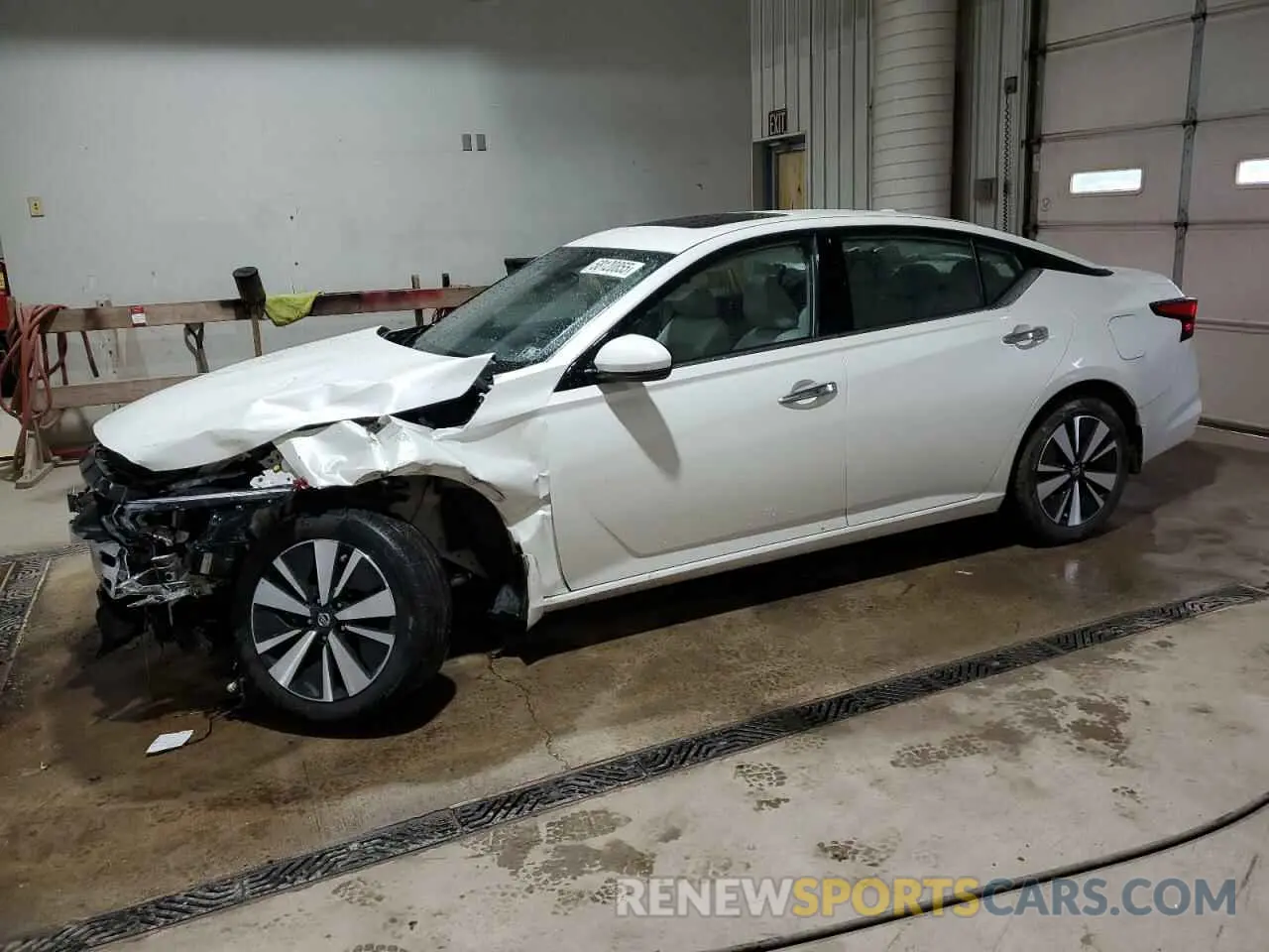 1 Фотография поврежденного автомобиля 1N4BL4DW5KC193503 NISSAN ALTIMA 2019