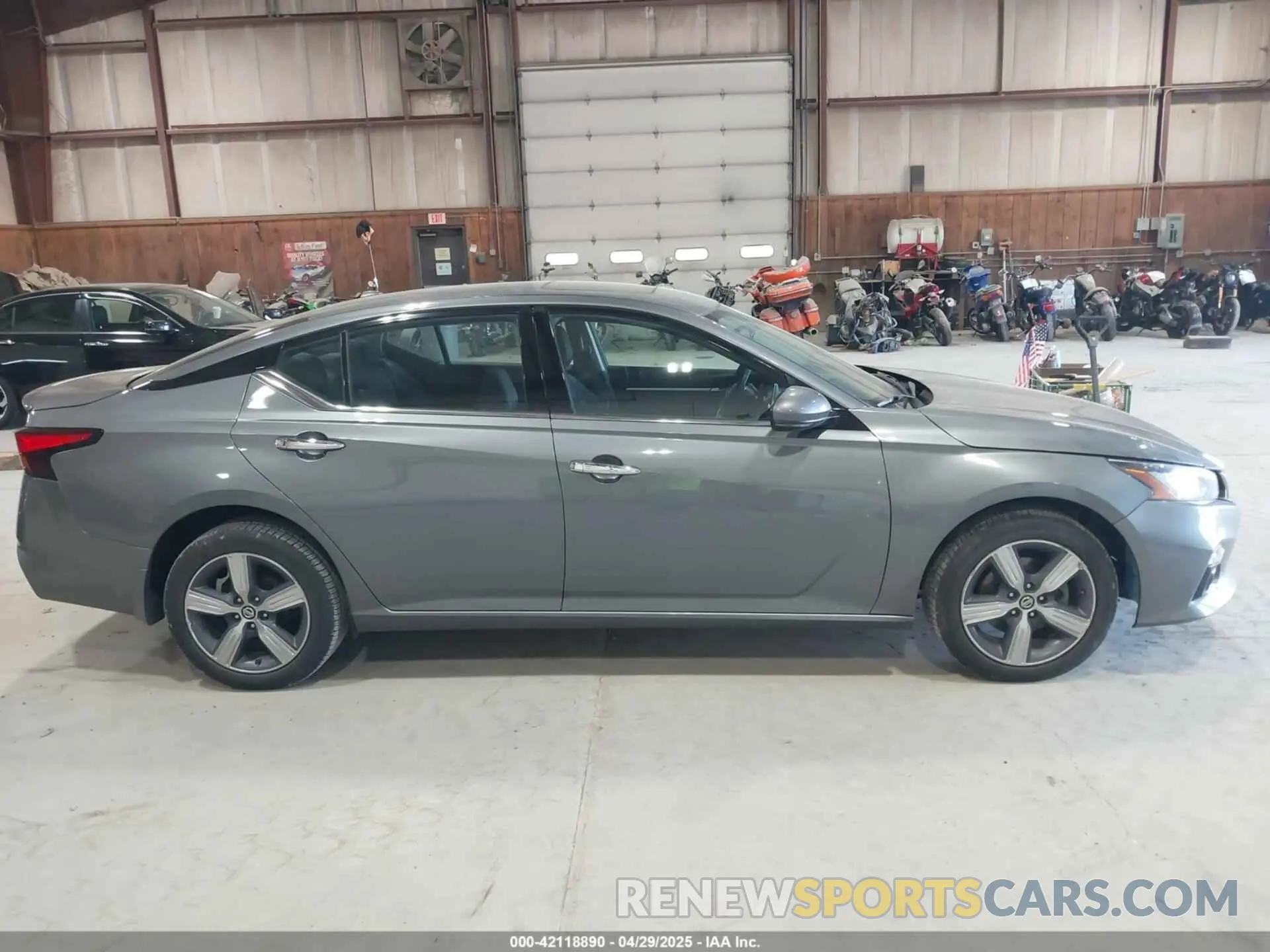 13 Фотография поврежденного автомобиля 1N4BL4DW5KN302899 NISSAN ALTIMA 2019
