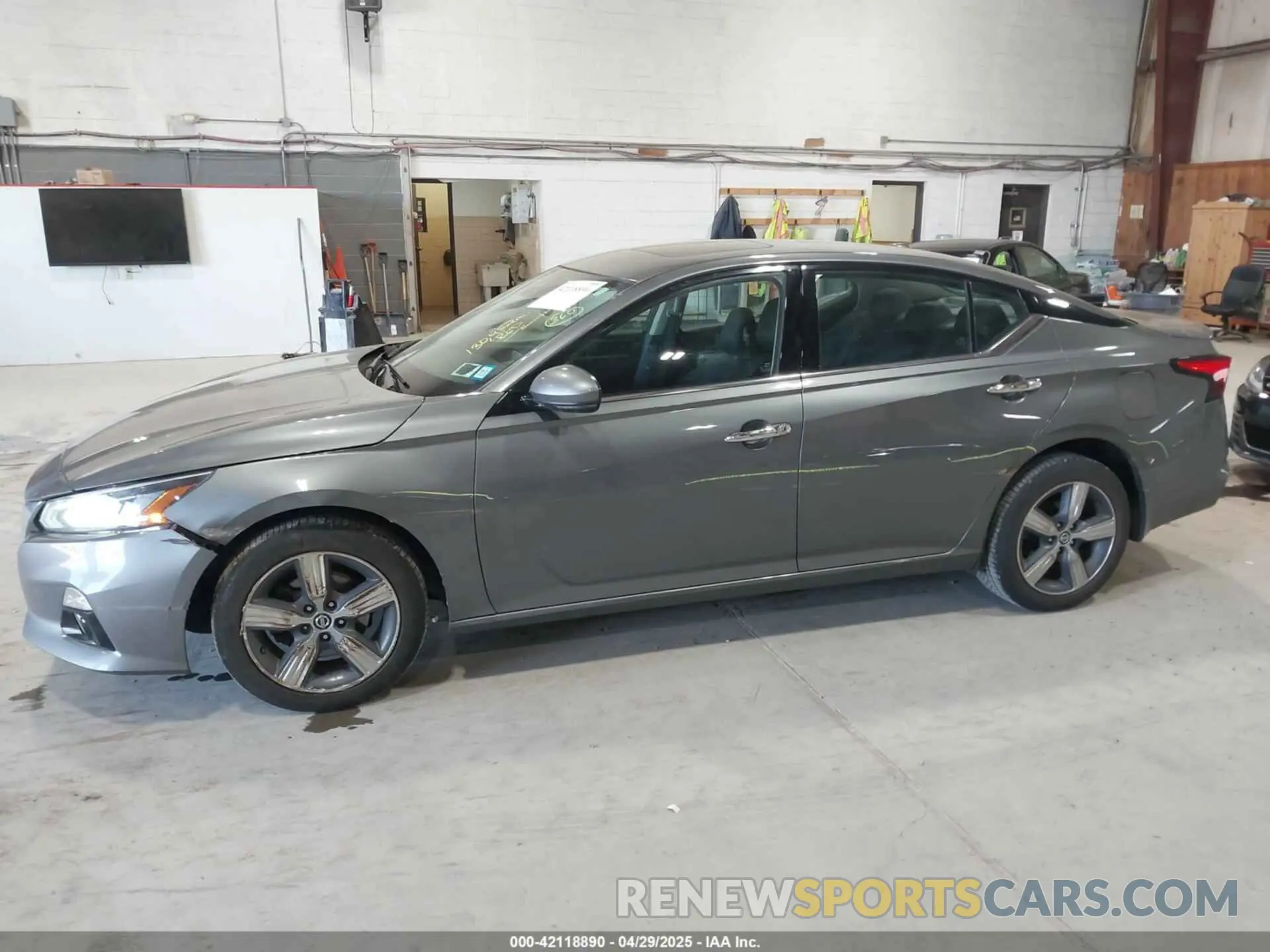 6 Фотография поврежденного автомобиля 1N4BL4DW5KN302899 NISSAN ALTIMA 2019