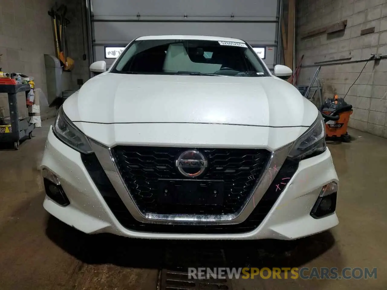 5 Photograph of a damaged car 1N4BL4DW7KC201097 NISSAN ALTIMA 2019