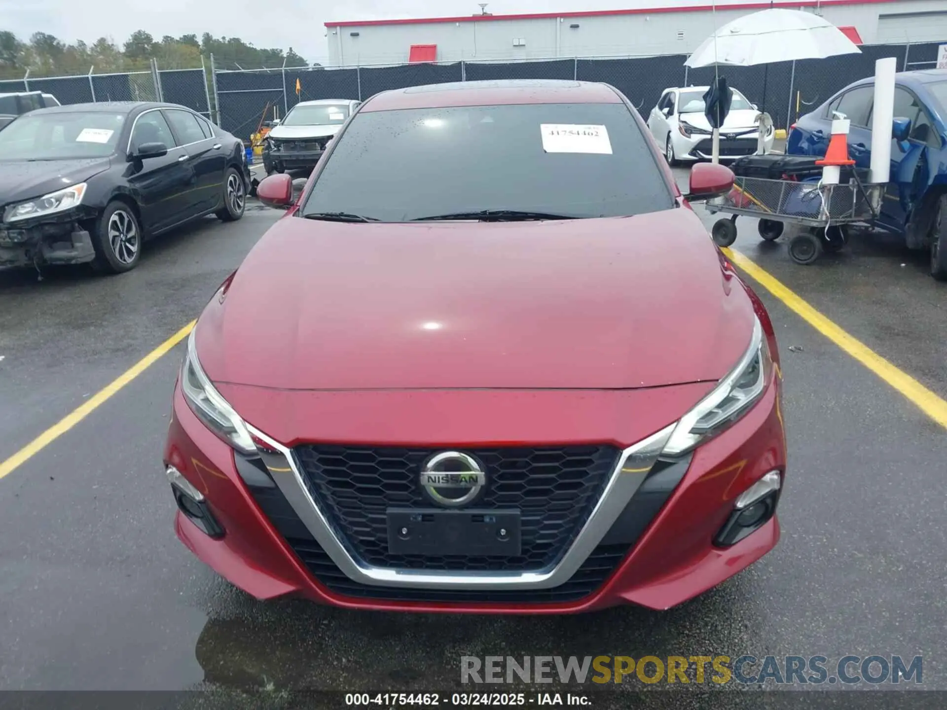 12 Photograph of a damaged car 1N4BL4DW9KN309595 NISSAN ALTIMA 2019