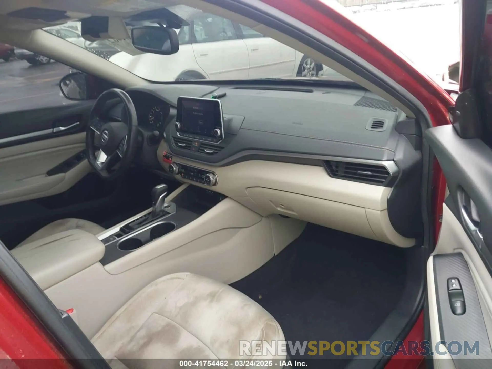 5 Photograph of a damaged car 1N4BL4DW9KN309595 NISSAN ALTIMA 2019