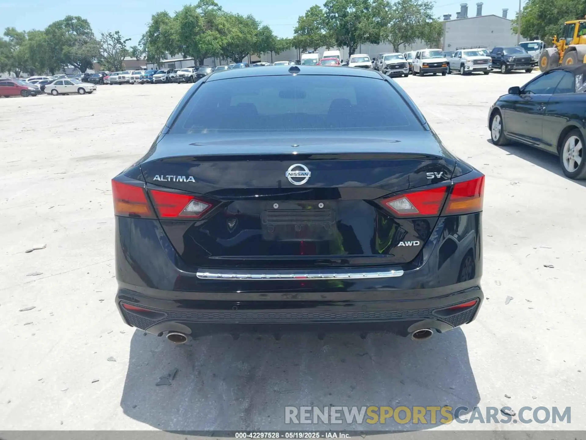 16 Photograph of a damaged car 1N4BL4DWXKC194615 NISSAN ALTIMA 2019