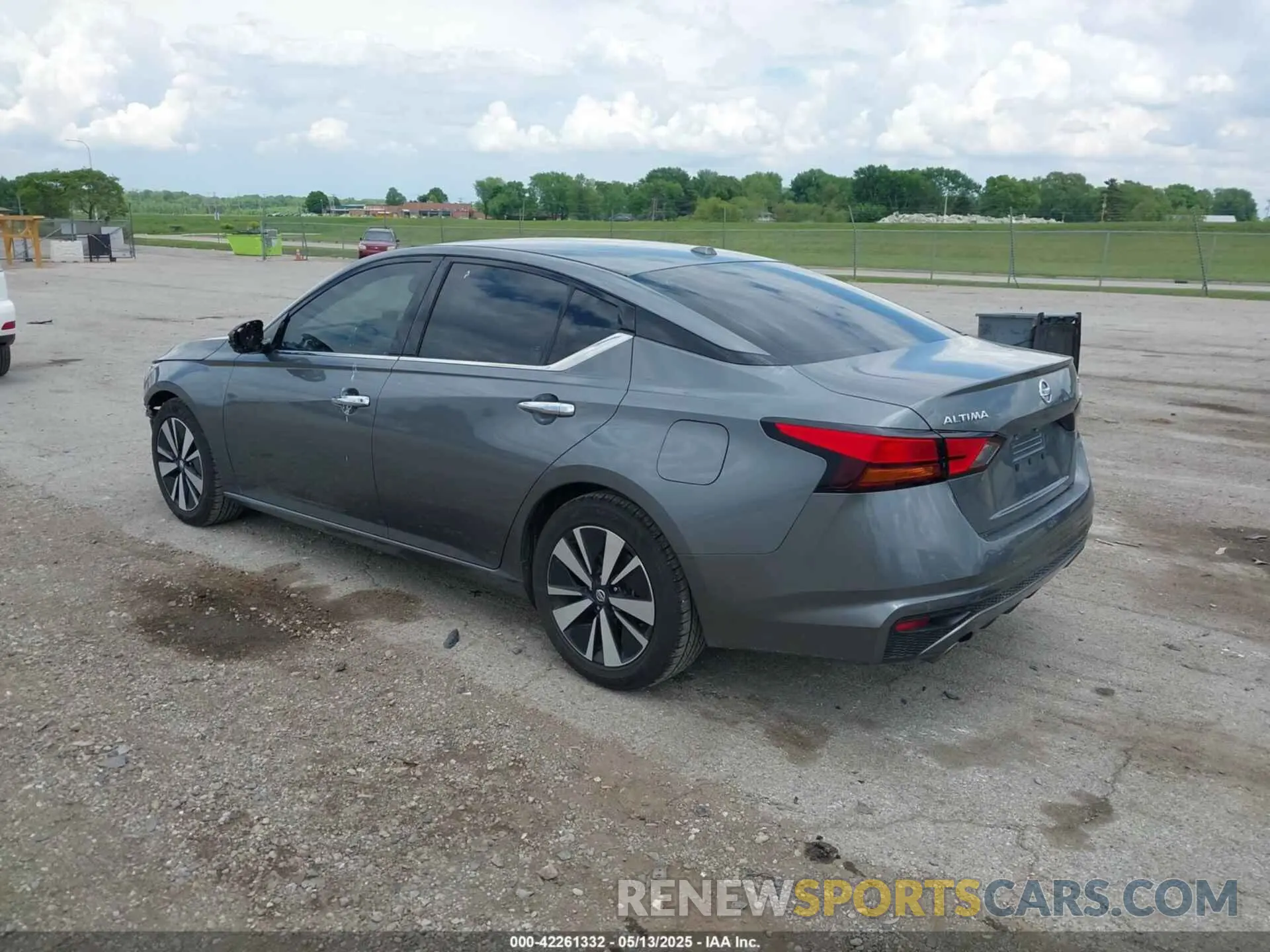 3 Фотография поврежденного автомобиля 1N4BL4EV0KC123655 NISSAN ALTIMA 2019