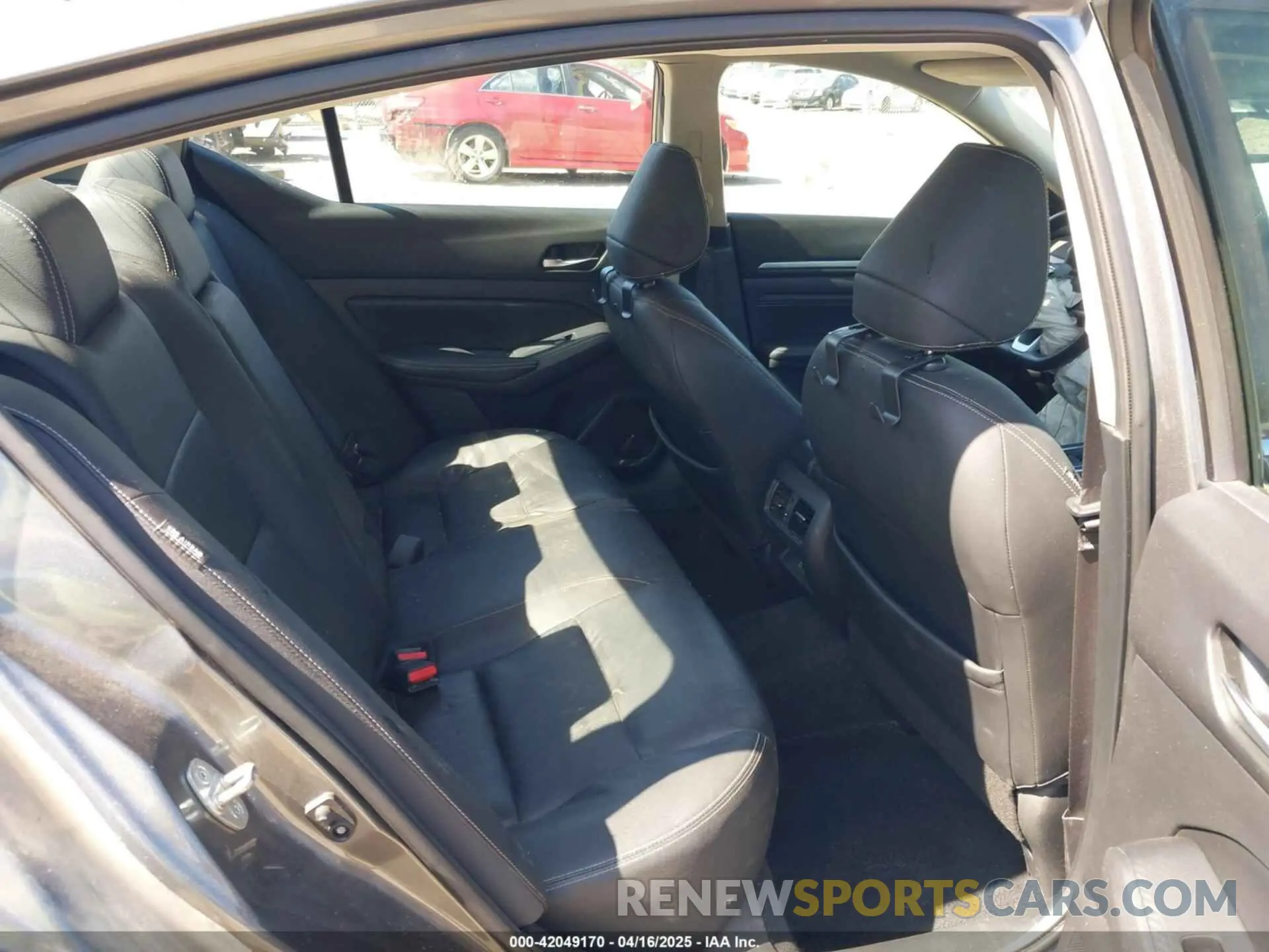 8 Фотография поврежденного автомобиля 1N4BL4EV0KC200749 NISSAN ALTIMA 2019